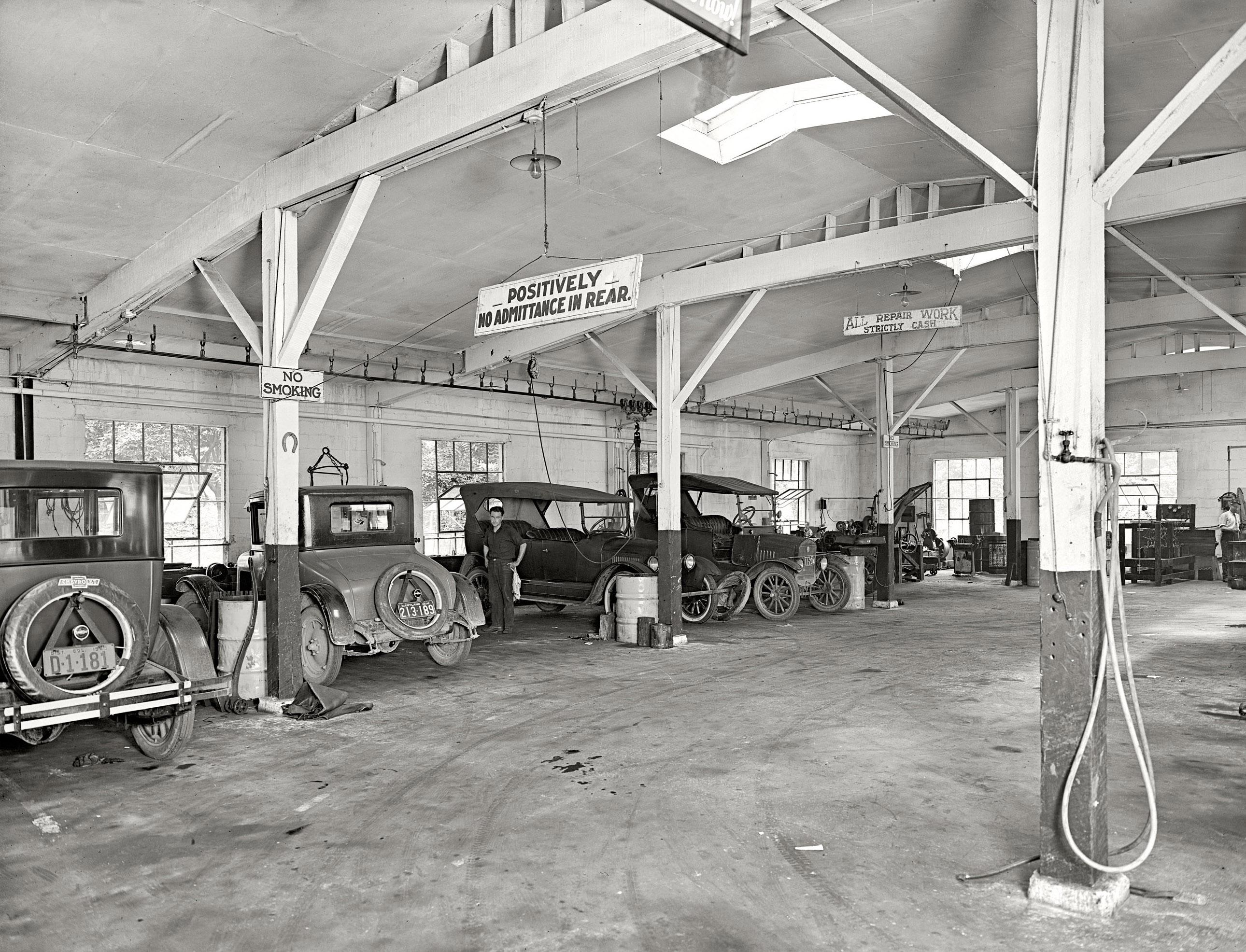 Servicing area at a car parts dealer shop in Rockville. Maryland, 1925