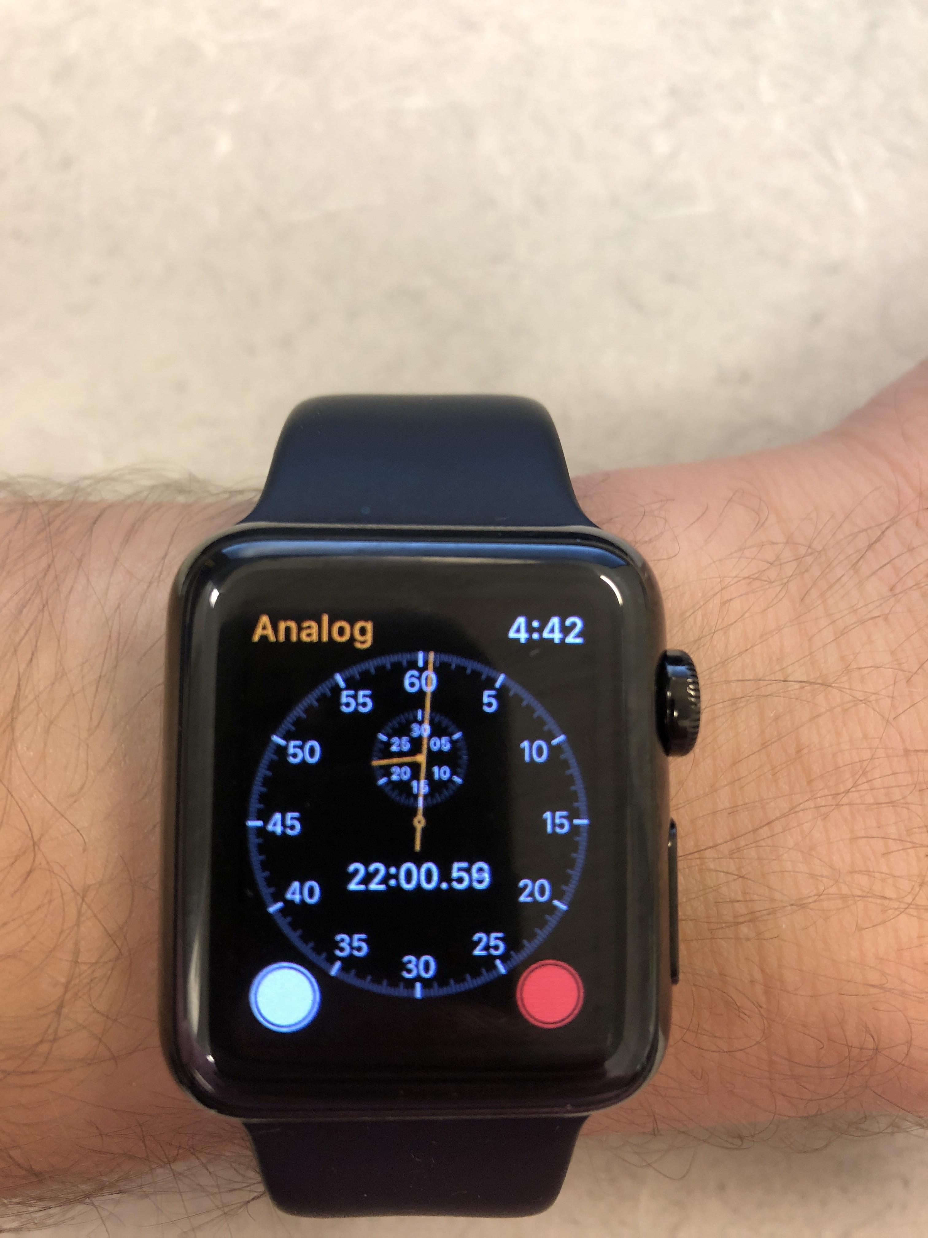 Does anyone else have trouble with the chronograph face? r/AppleWatch
