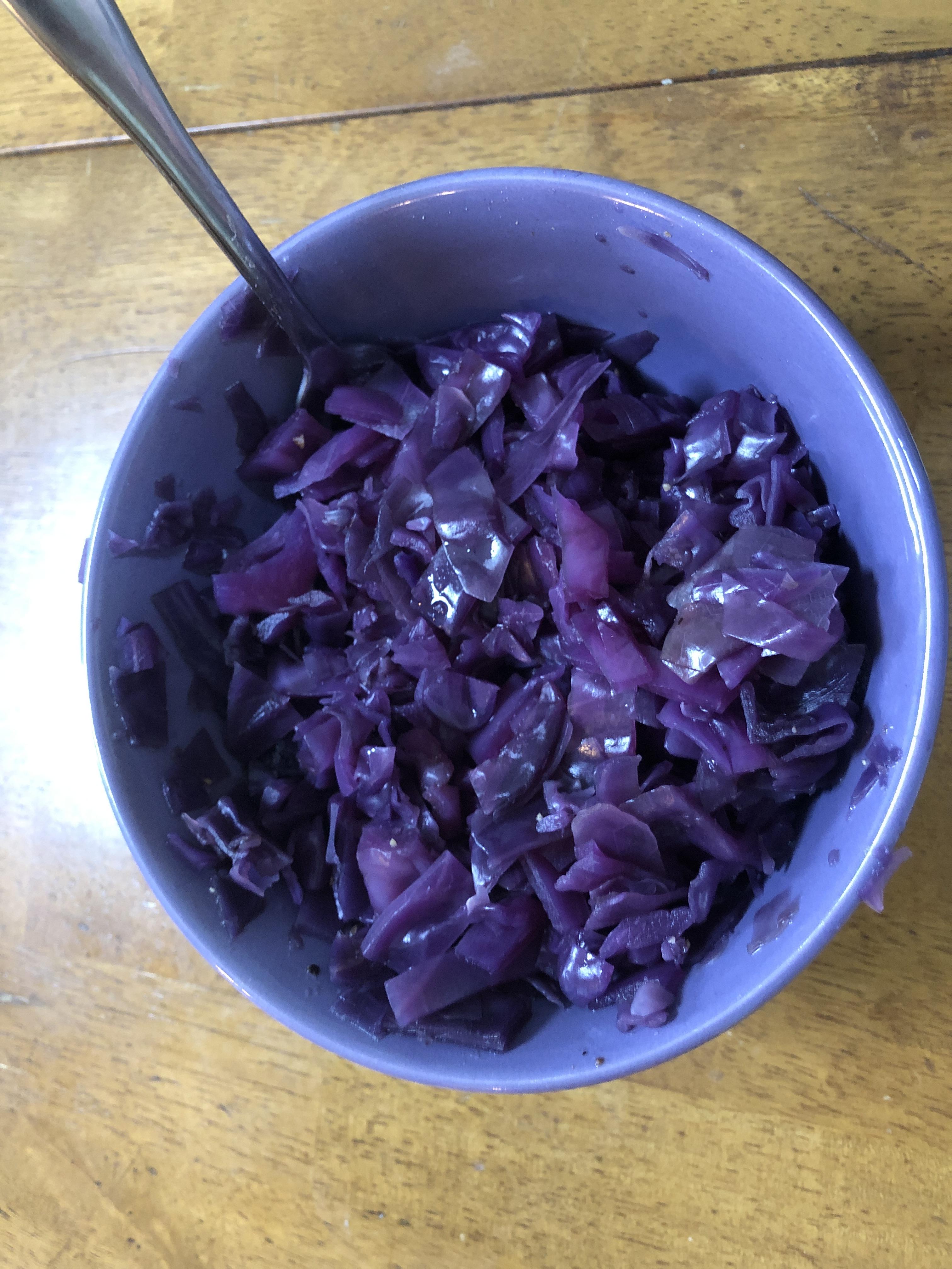 Boiled red cabbage with salt. r/ShittyVeganFoodPorn