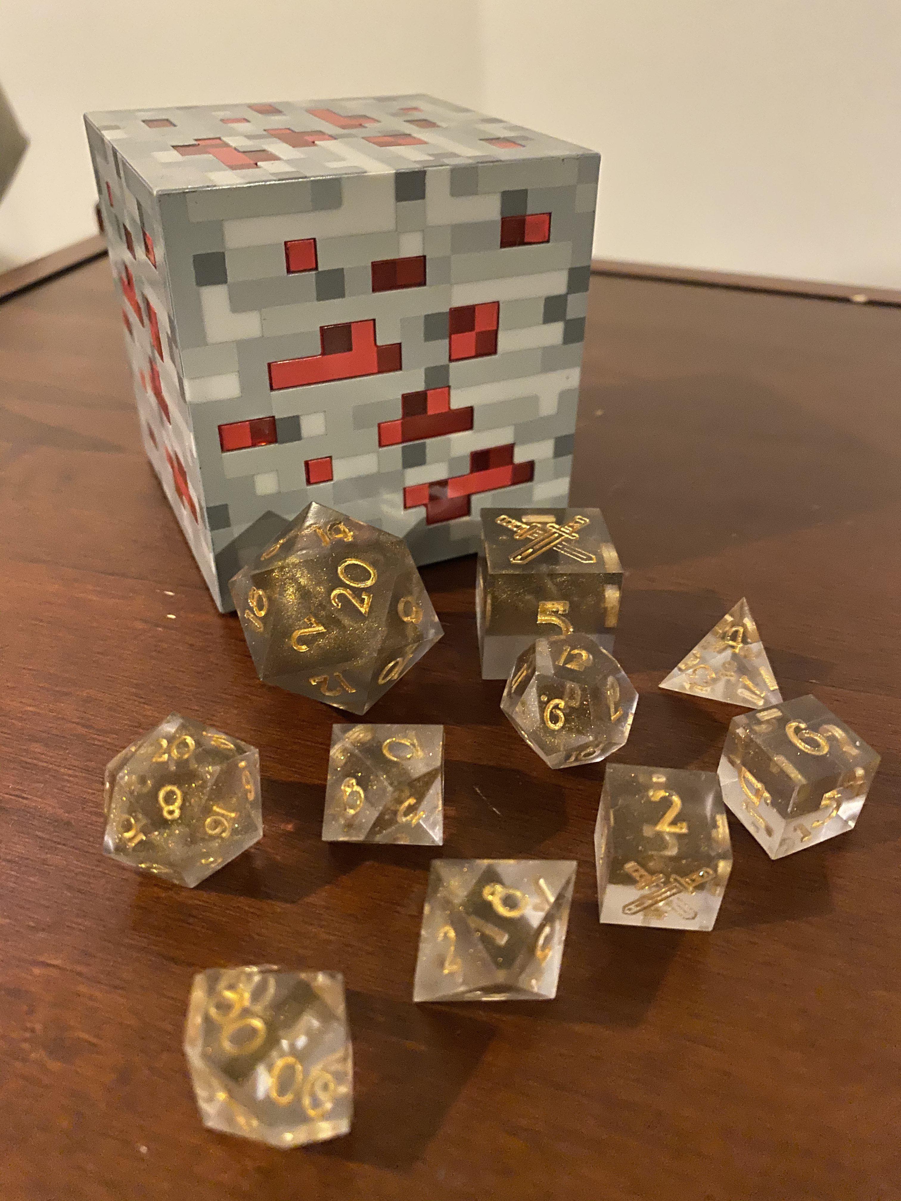 I made some Minecraft Guilded Blackstone dice! r/dice