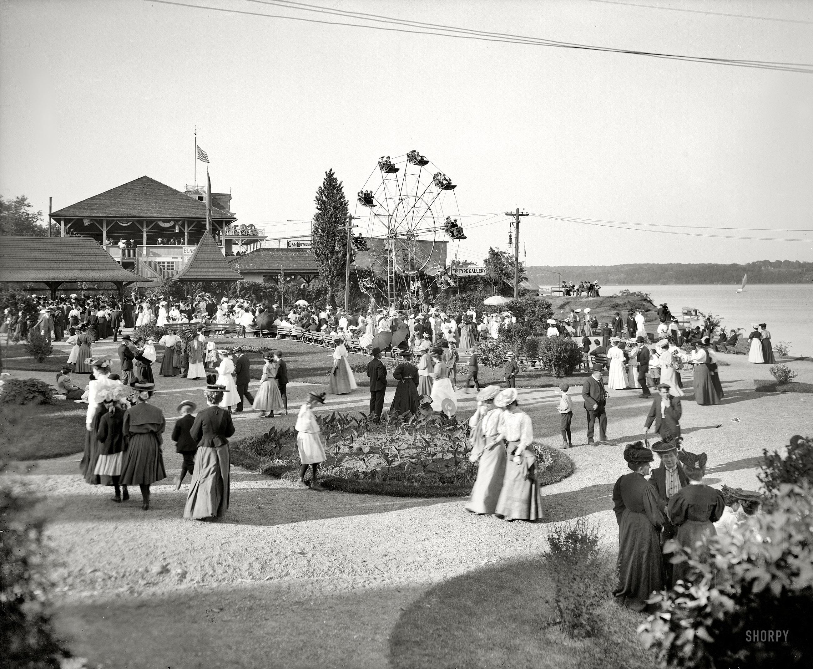 Kingston, New York, circa 1906. Kingston Point Park. r/TheWayWeWere