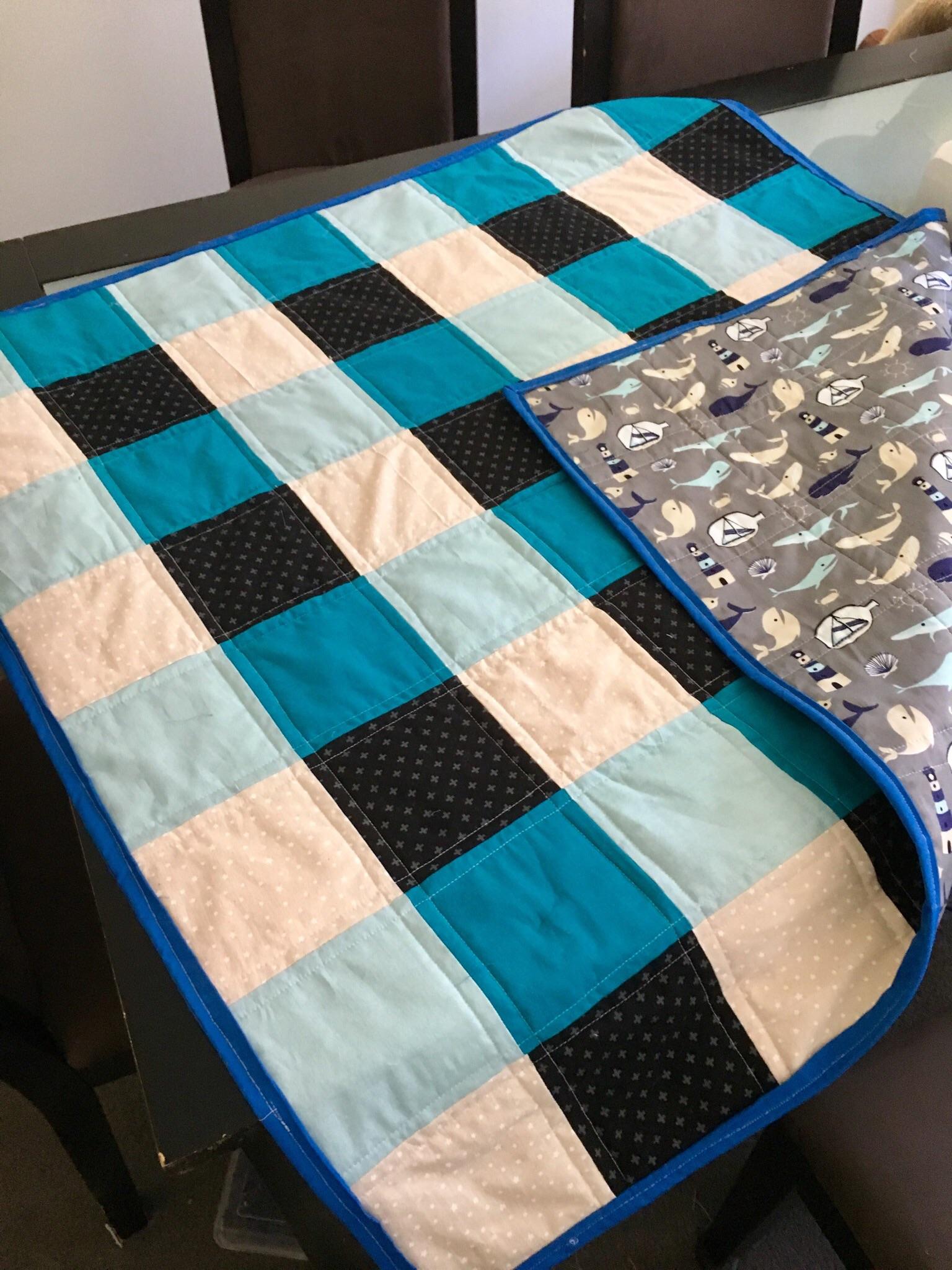 Whale themed quilt for a baby boy r/quilting