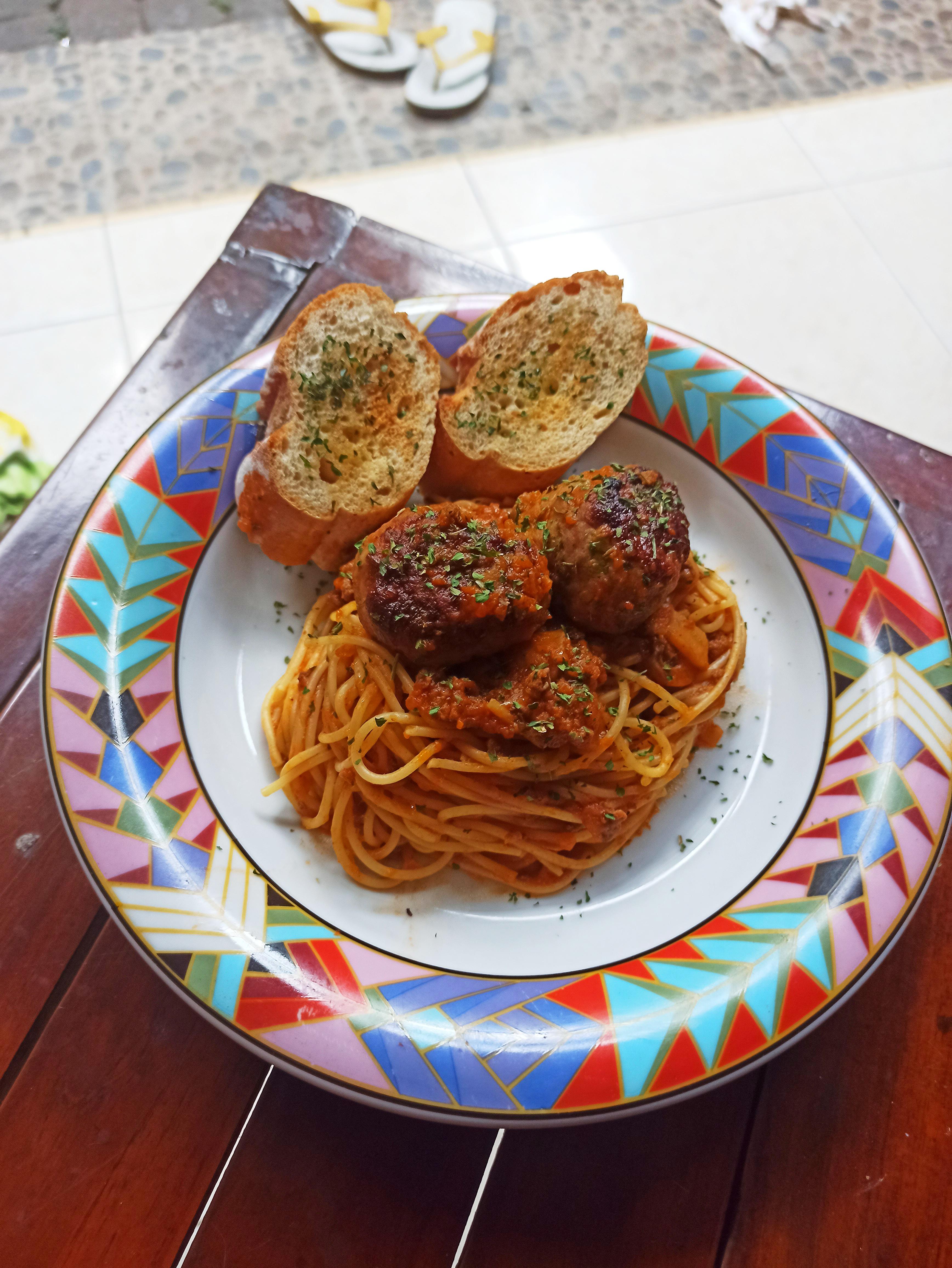 Meatball Bolognese Spaghetti r/kulineria