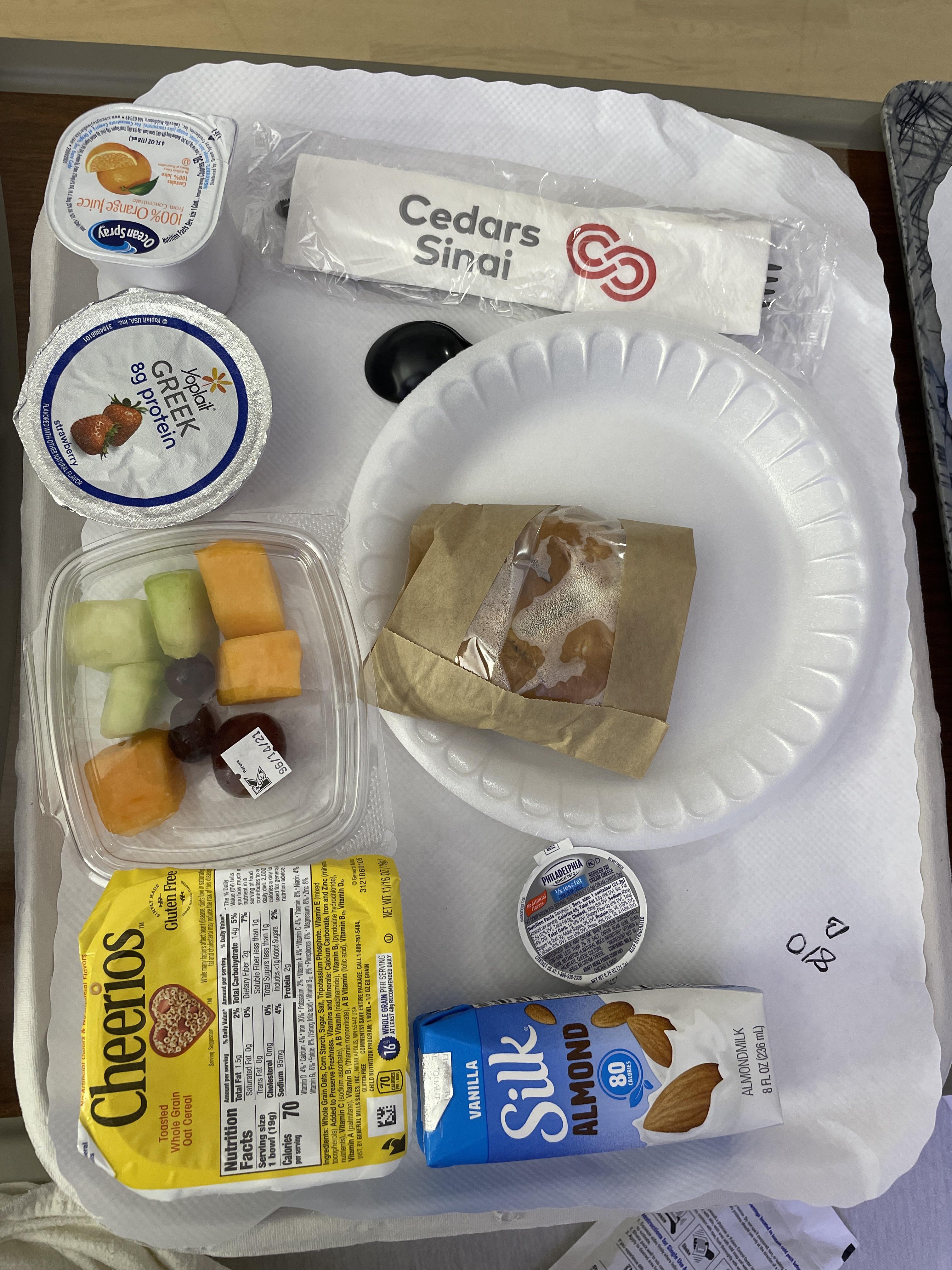 Hospital Breakfast in Los Angeles r/BabyBumps