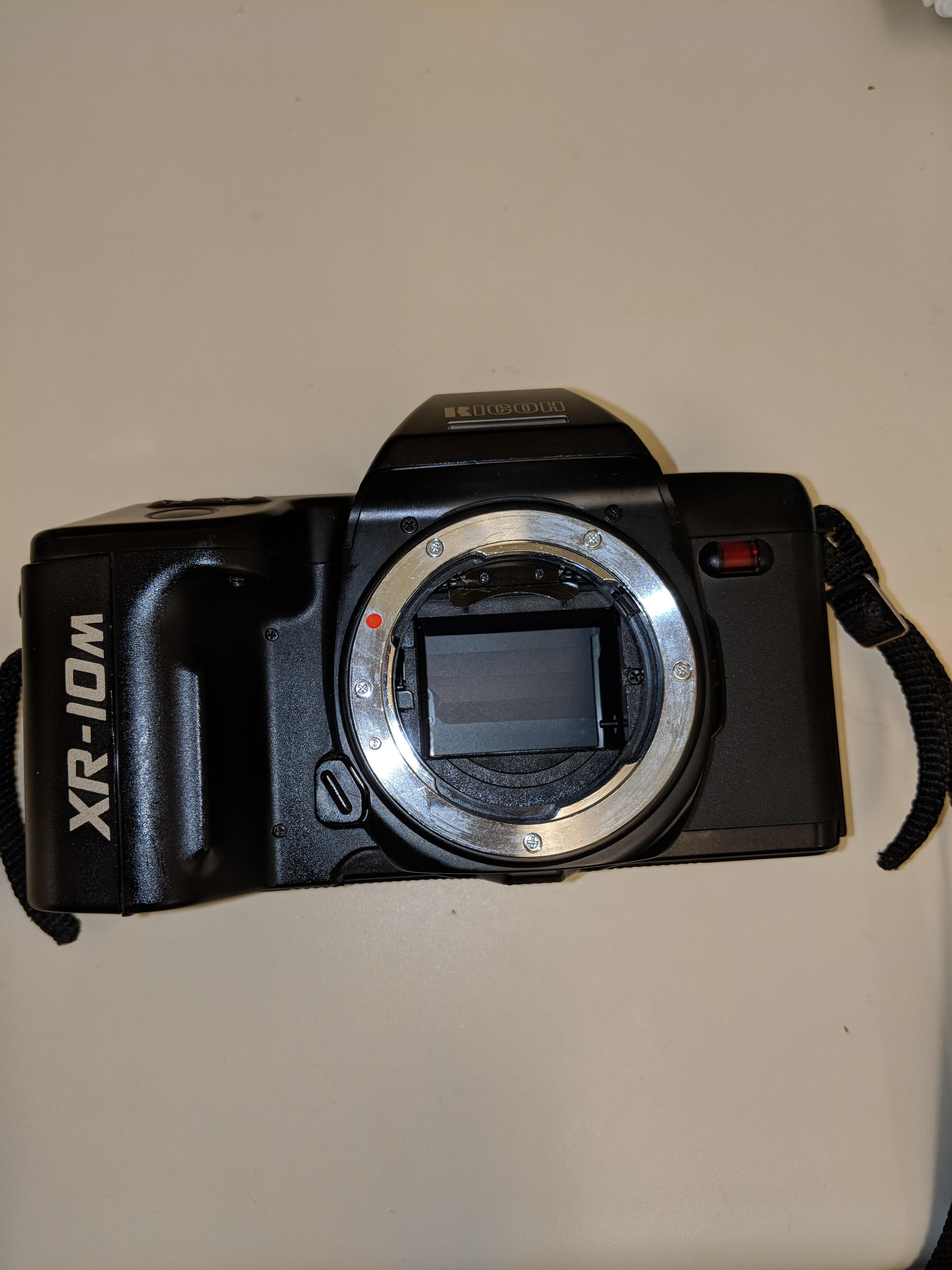 Mirror in camera stuck, wont come back down unless gently smacked