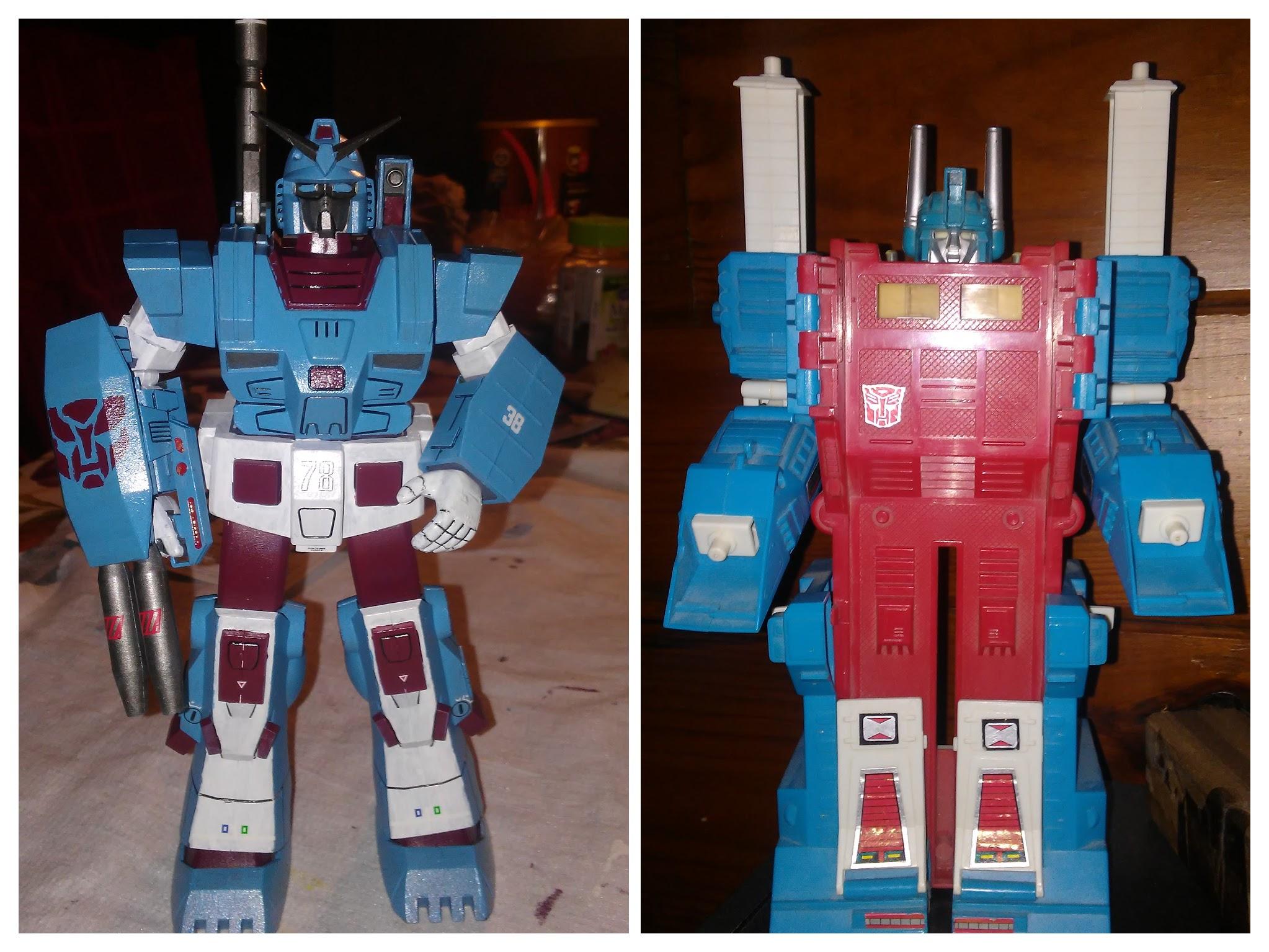 I painted my FA78 with Ultra Magnus' color scheme! (Side by side with
