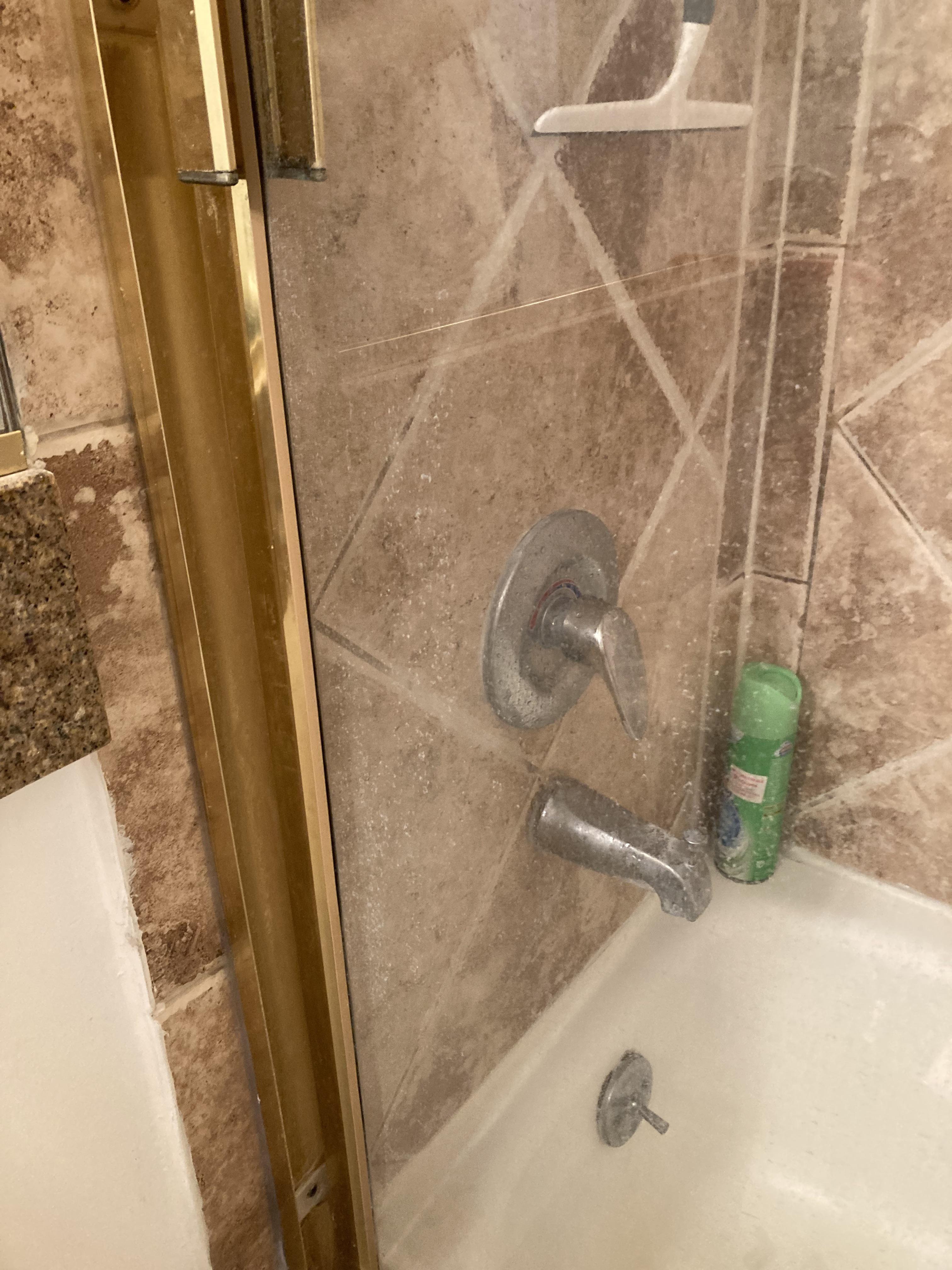 Cleaning Shower Door Hard Water Stains r/CleaningTips
