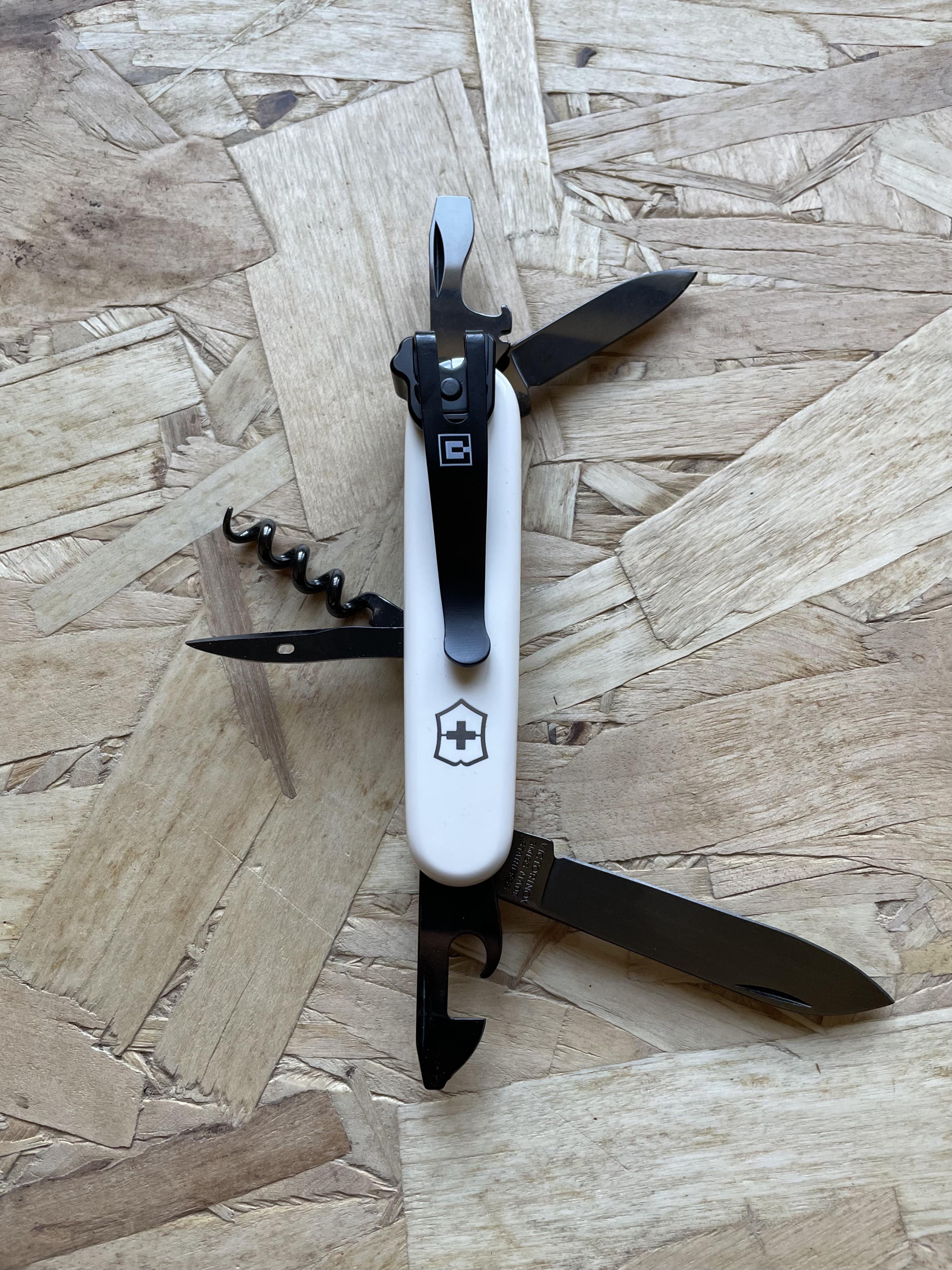 1718 best Victorinox images on Pholder Victorinox, EDC and Watches