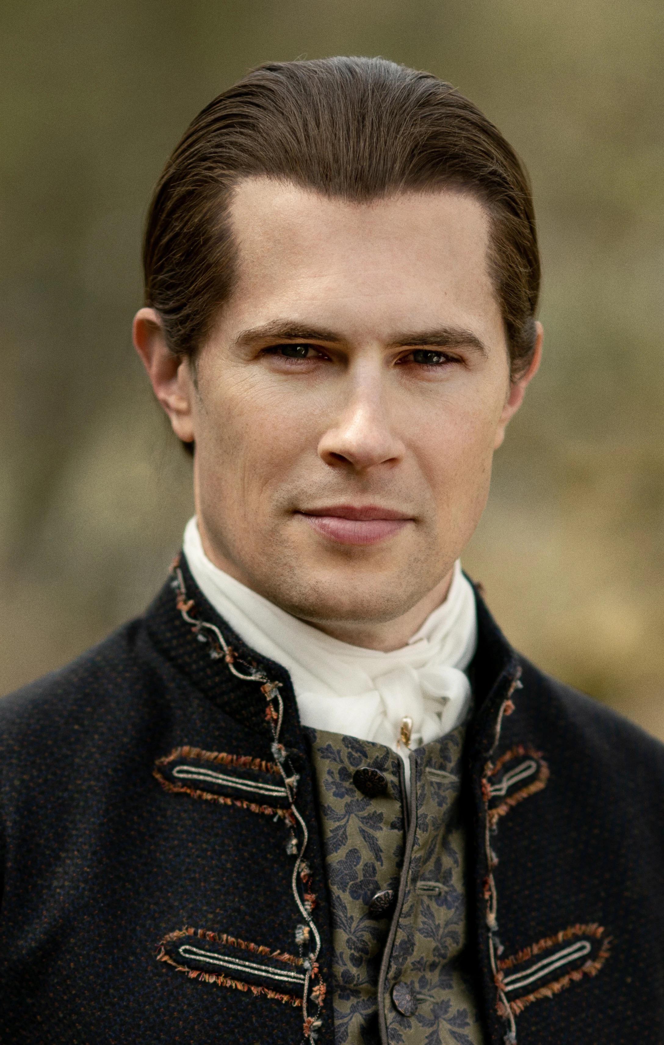 I’m mid season 4 right now, but does anyone else have a bit of a crush on Lord John Grey