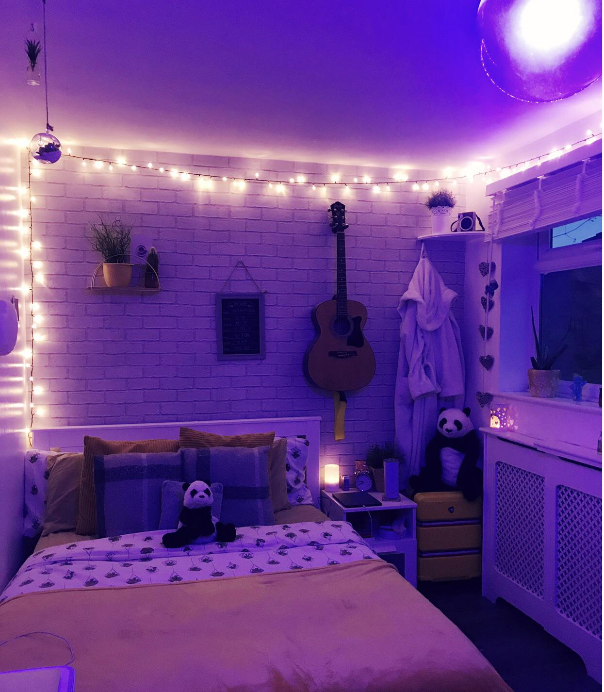 People seemed to like my room last time I shared it, so here it is in