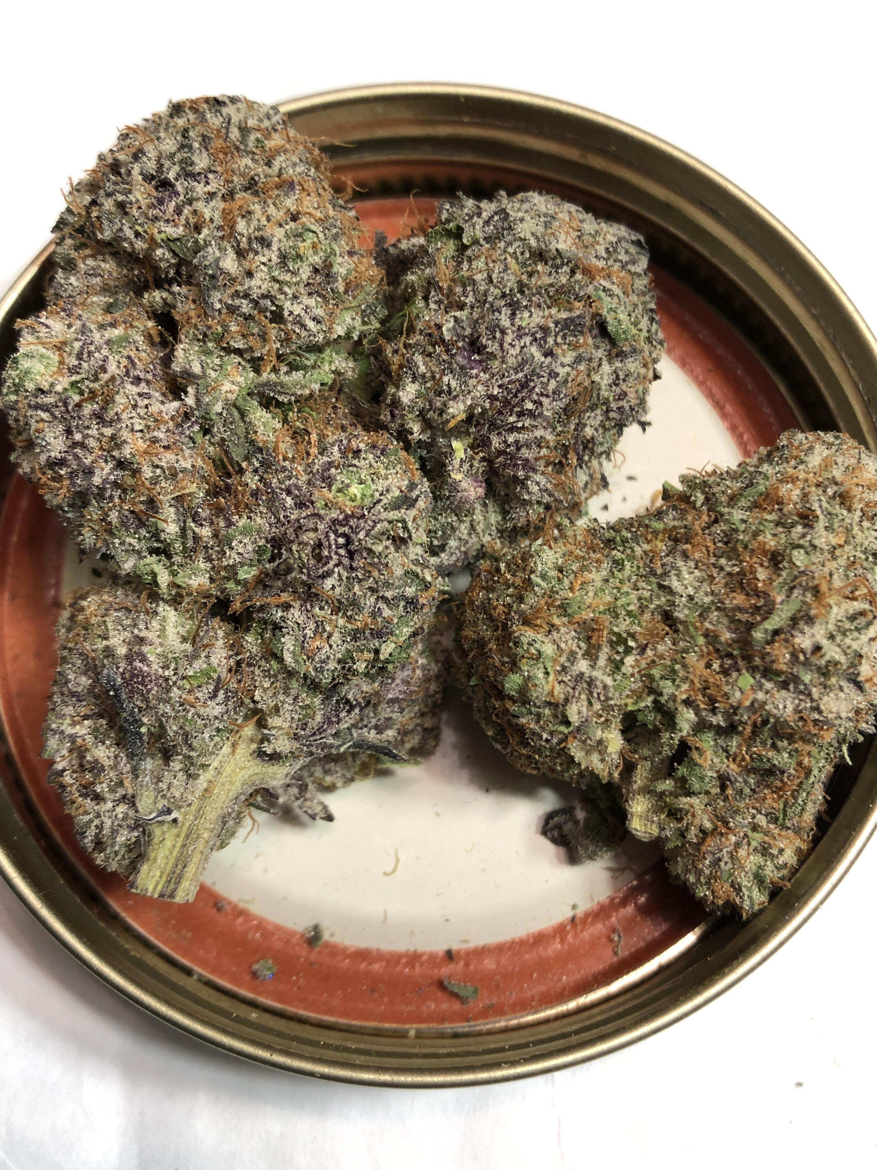 Alien Rock Candy Grass Chief January r/MOMpics