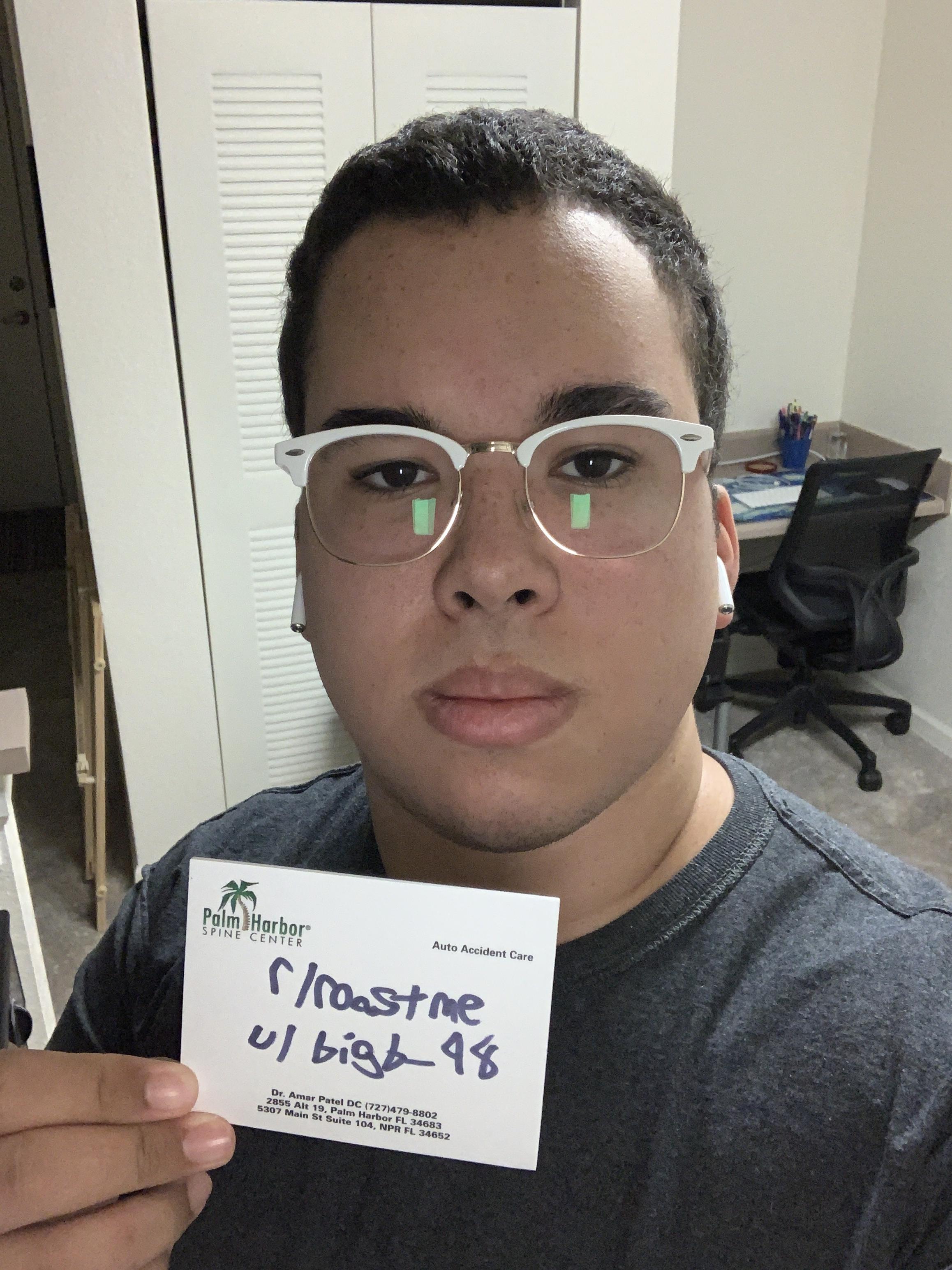 21 M roast a lightskin r/RoastMe