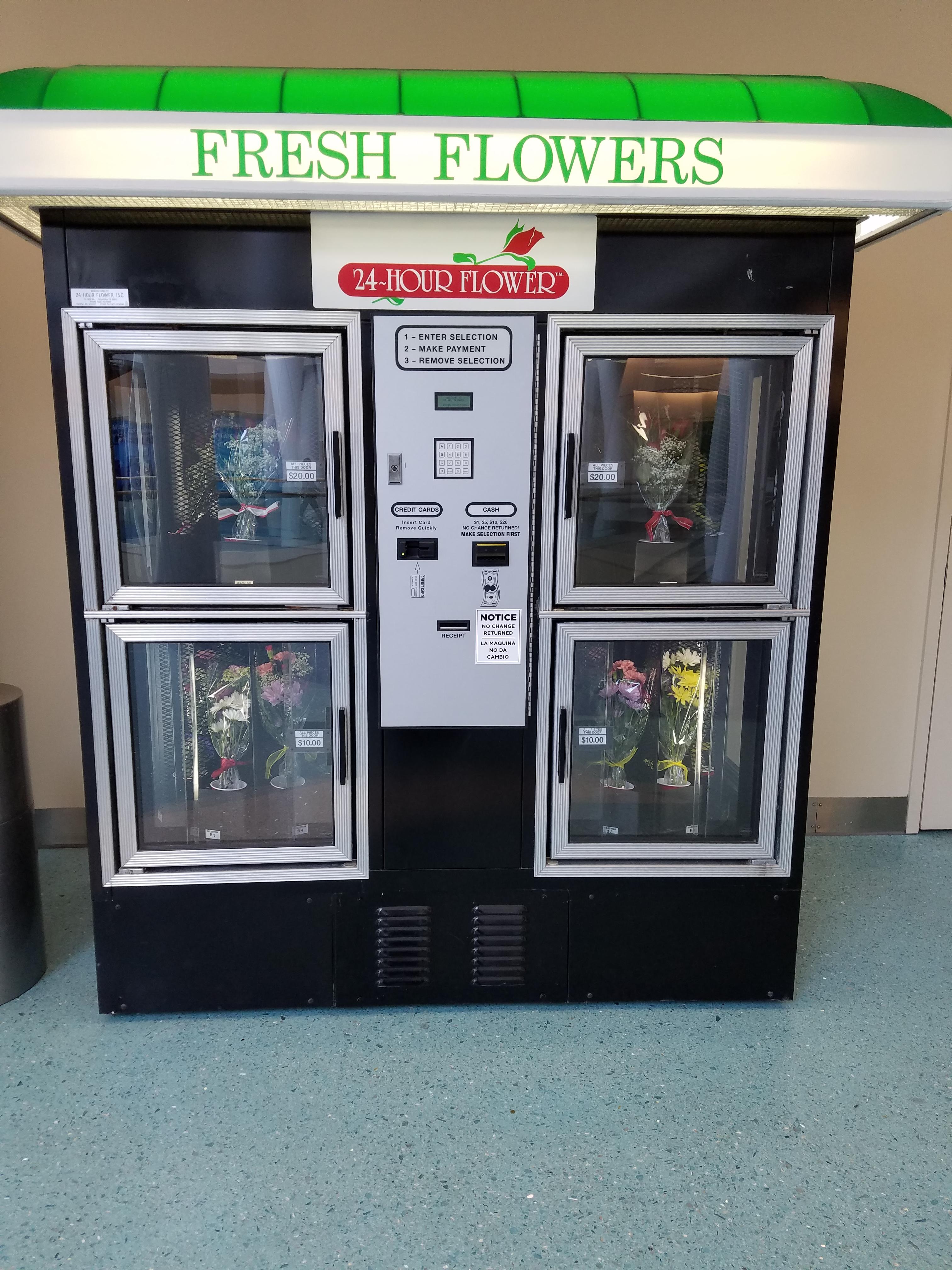 This flower vending machine at an airport. r/mildlyinteresting