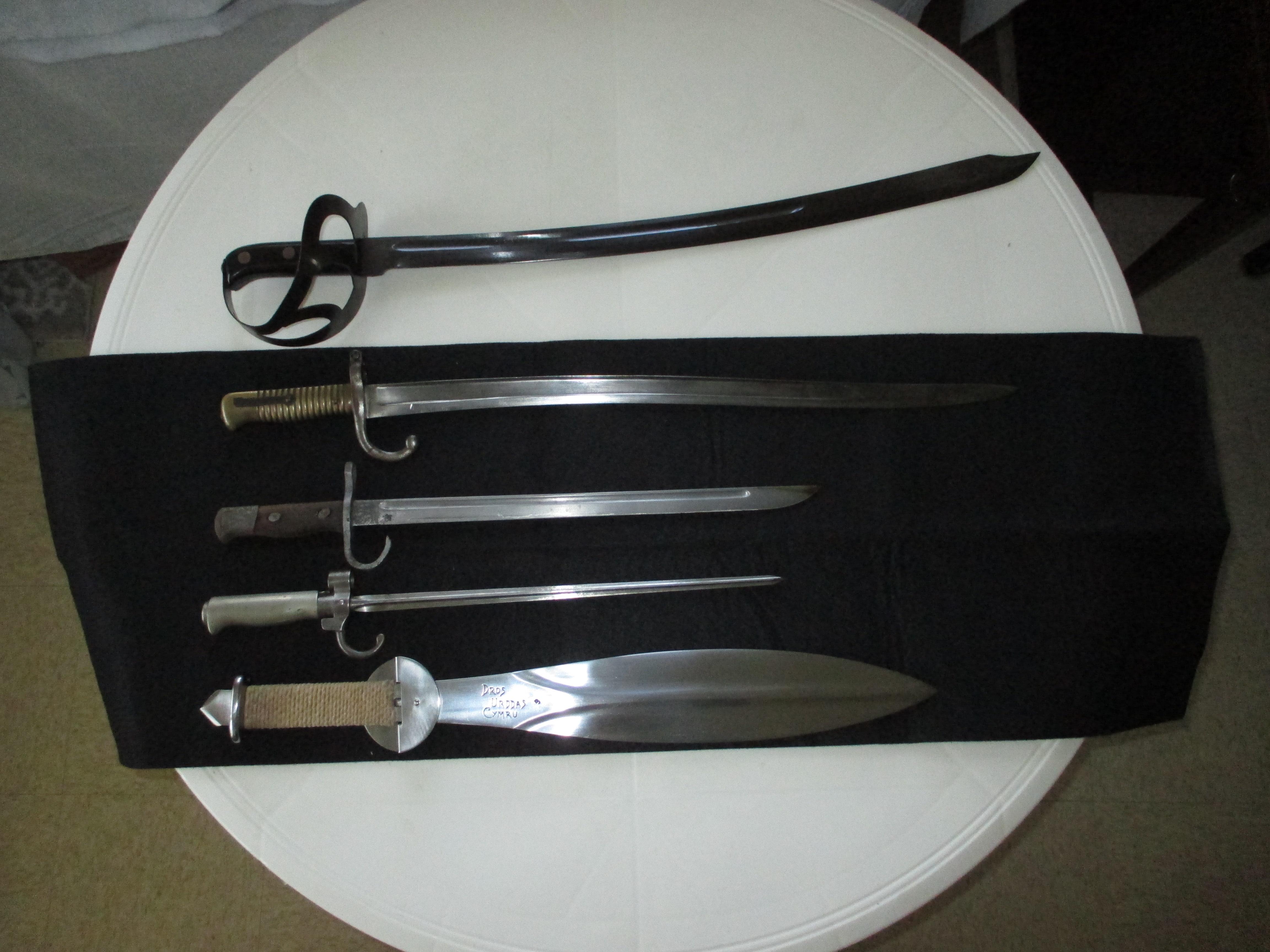 Welsh WWI Trench Sword Replica A Dirty Great Chopper r/SWORDS