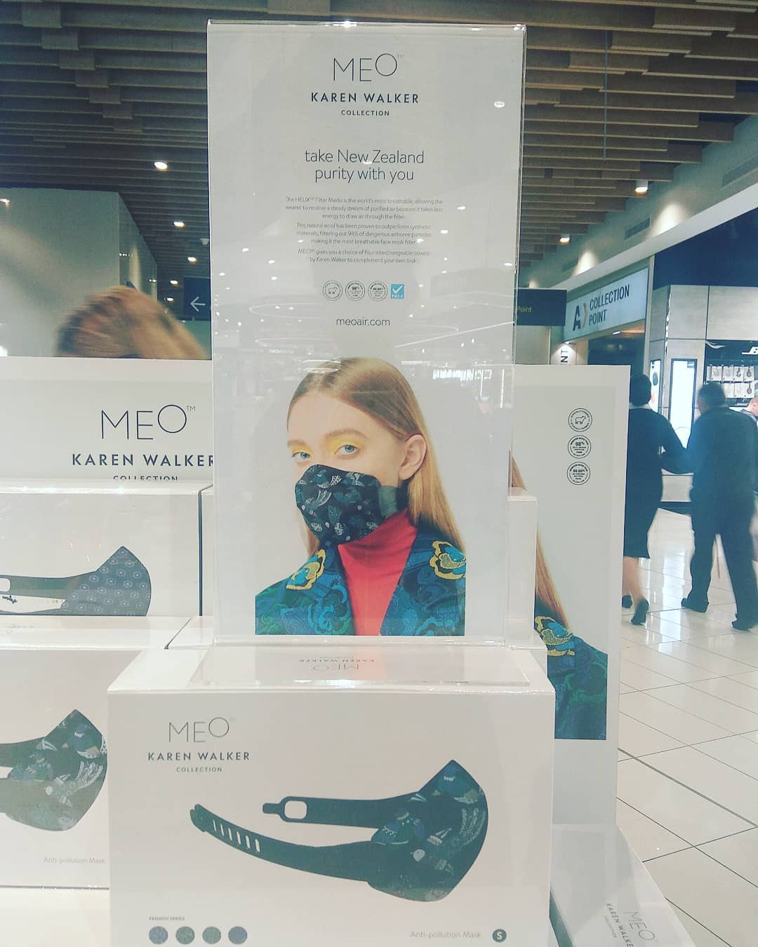 You can buy a designer face mask at the airport in China r/mildlyinteresting