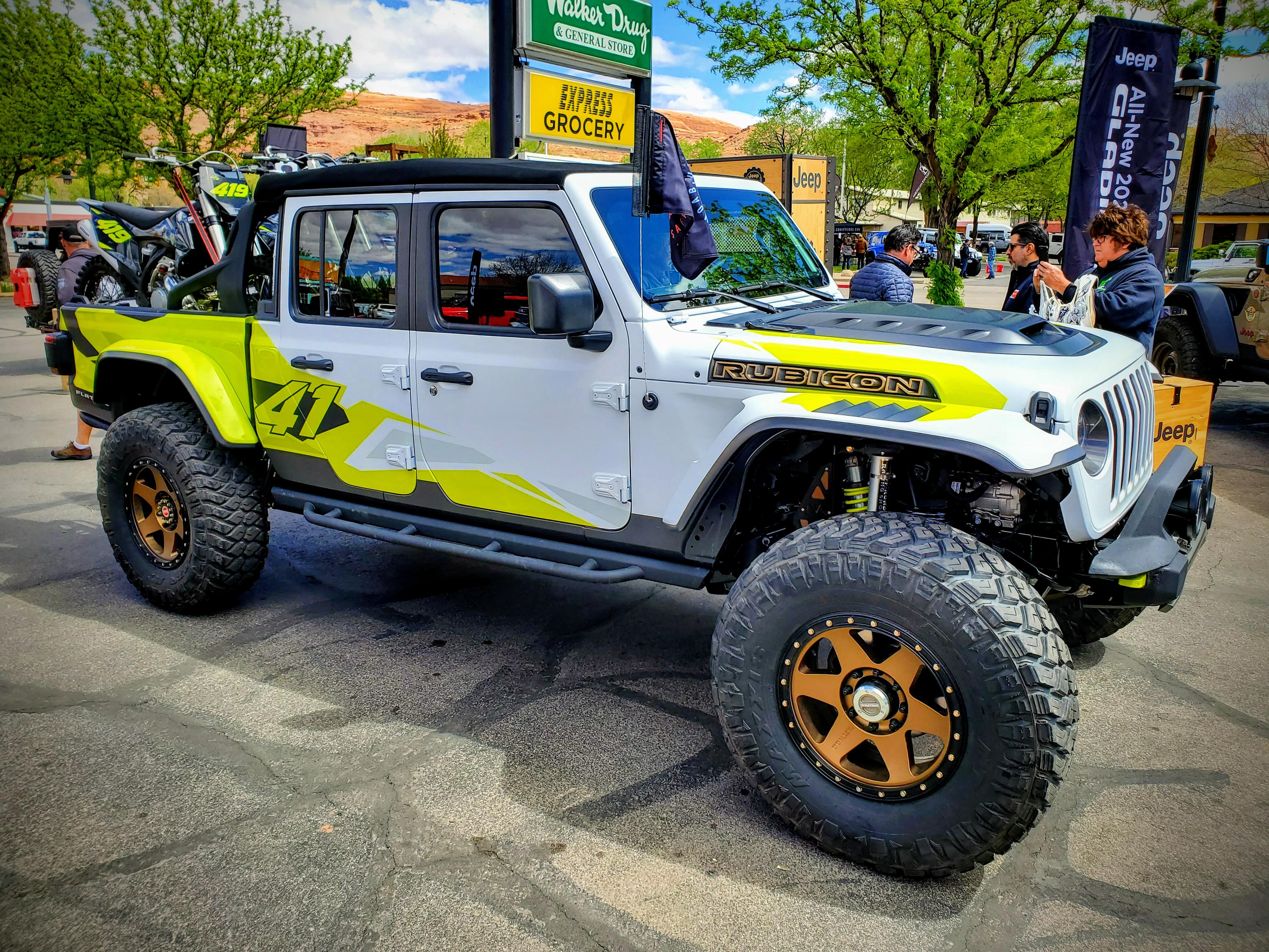 Reddit Dive into anything