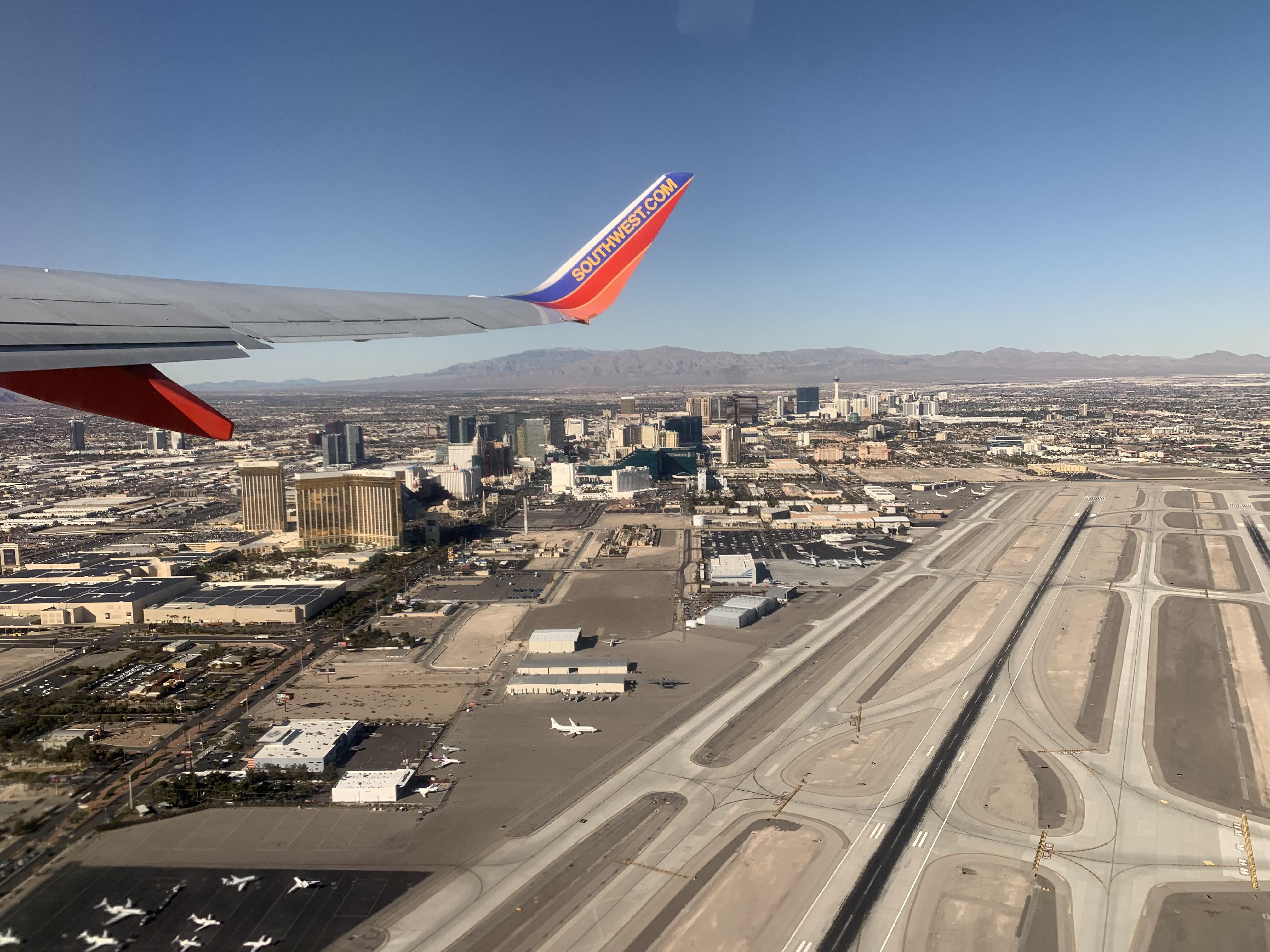 The one reason I love flying in and out of Las Vegas... the view. r