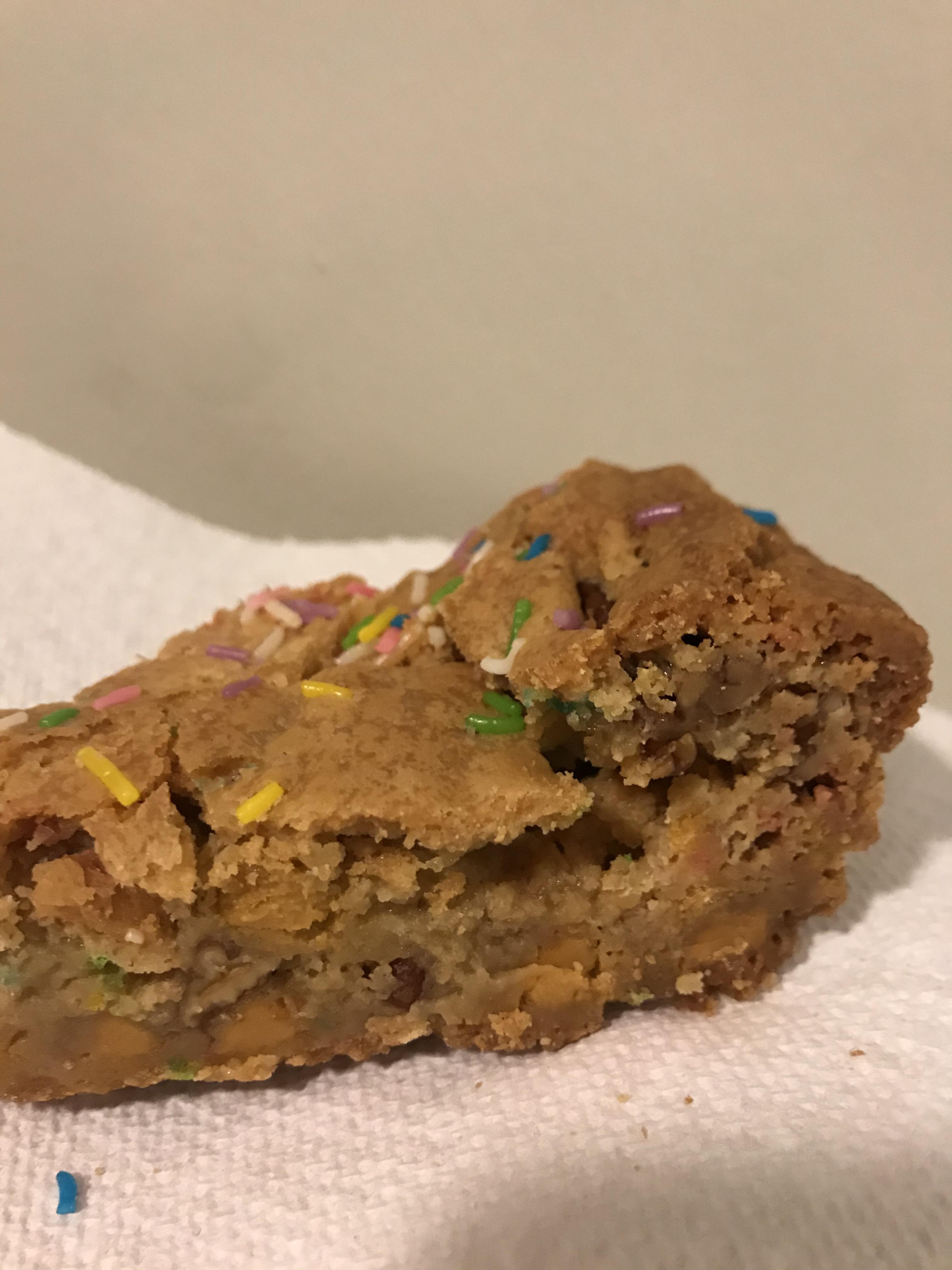 Week 5 Beverage Pairing Butterscotch Pecan Blondies r/52weeksofbaking