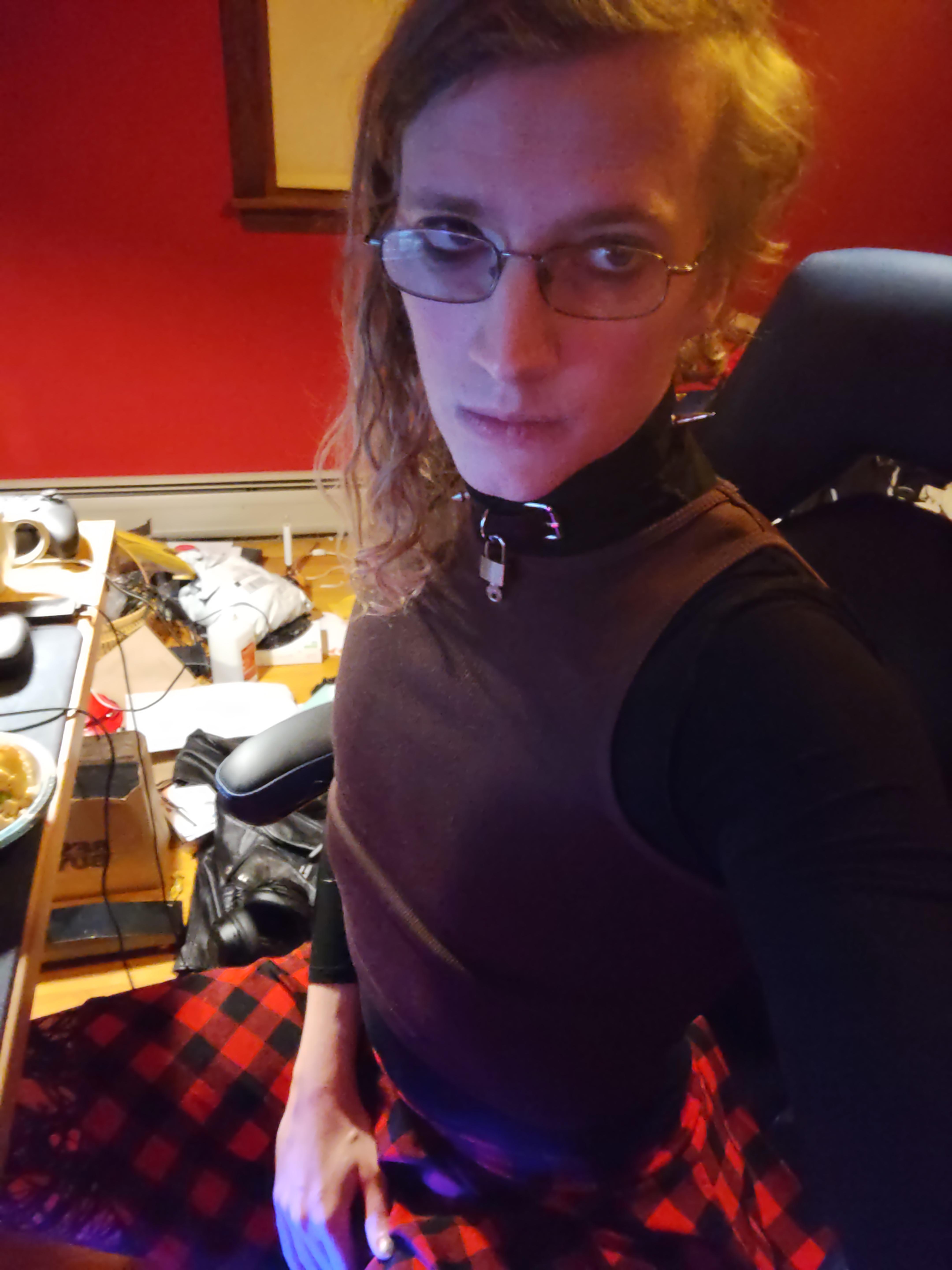 Hellooooo? r/femboy