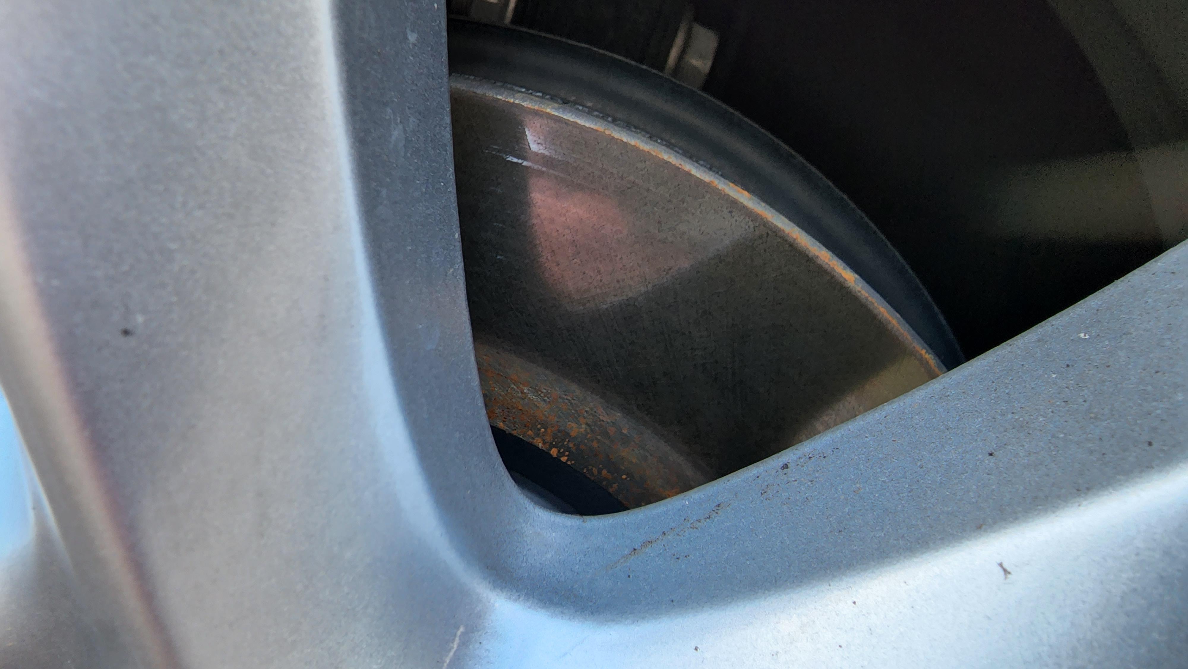 New pads/rotors for '17 Mazda 6 uneven wear? r/mazda6