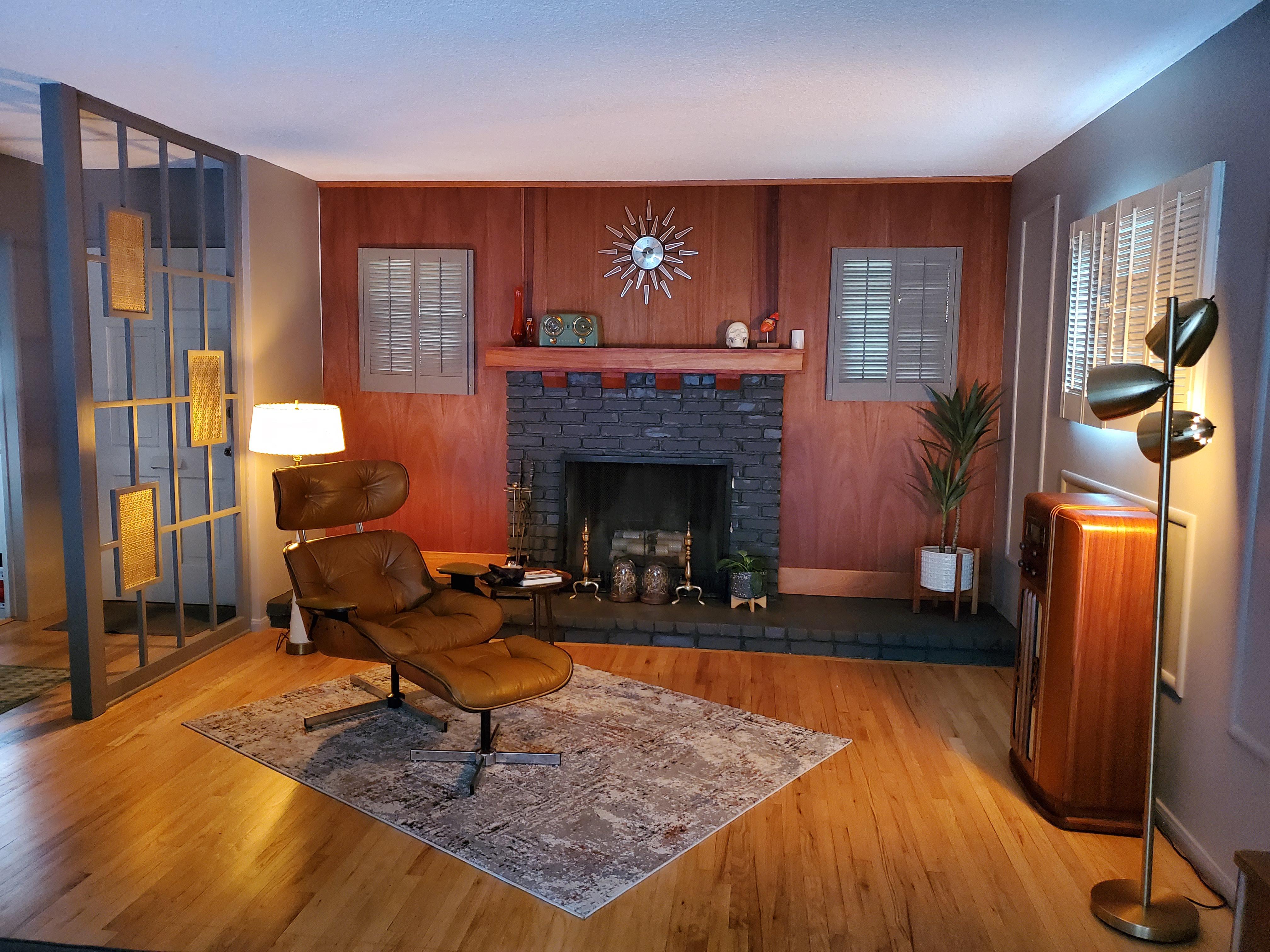 My Small Living Room in Los Angeles r/malelivingspace