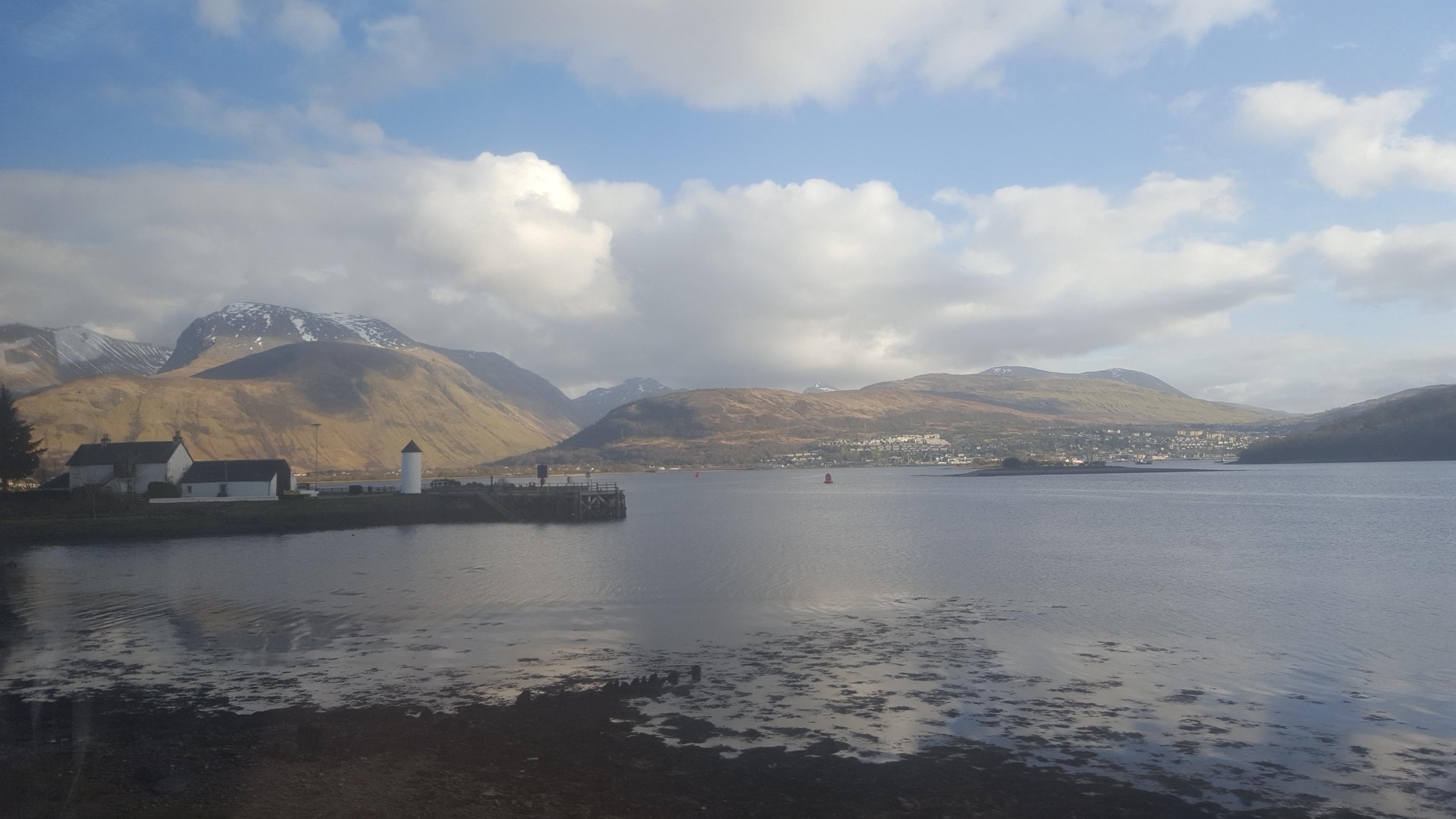 Ben Nevis and Fort William from the train r/Scotland
