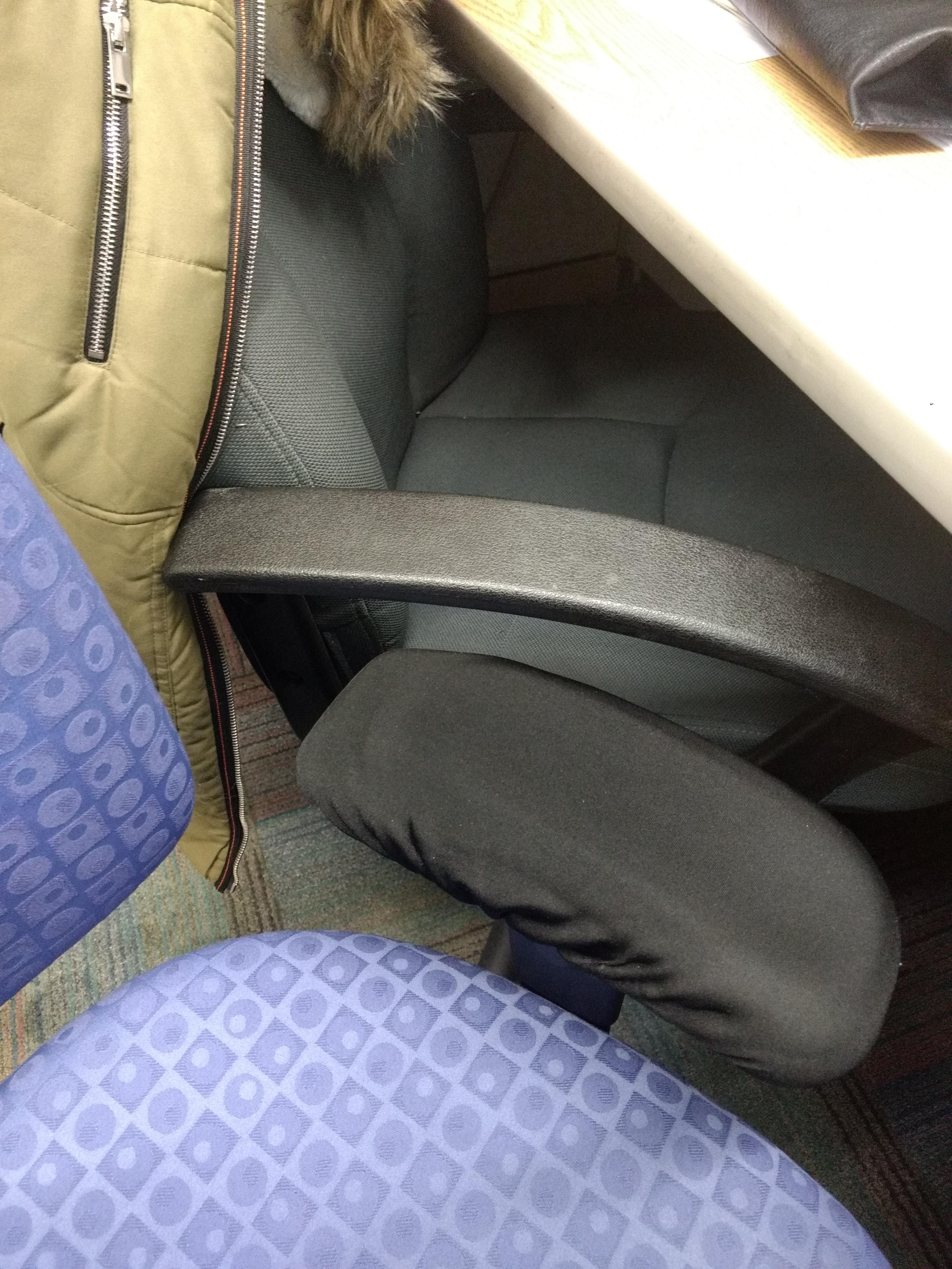 Now I've got two chairs... Only one to go.. r/DunderMifflin