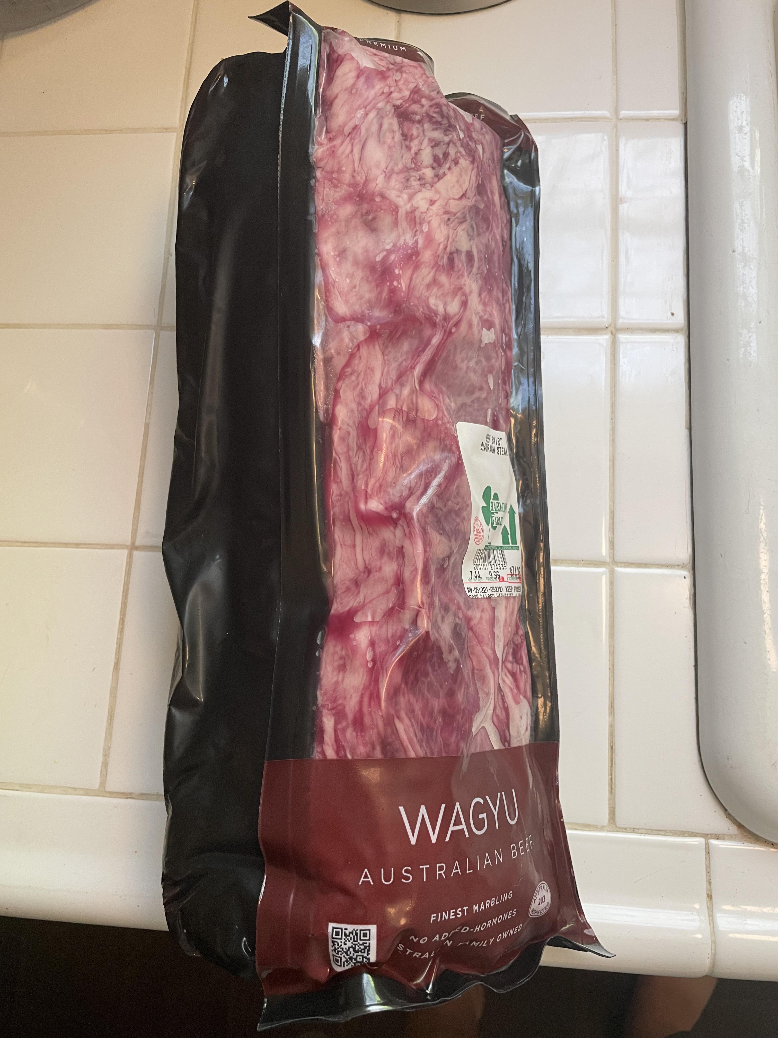 Help identifying/cutting large piece of meat. The butcher and label say