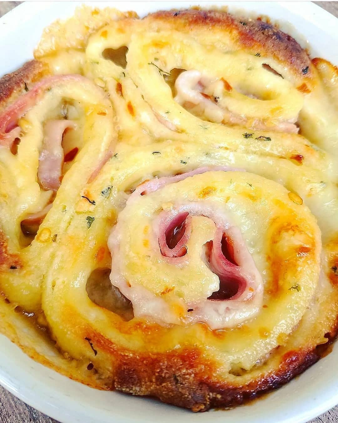 Keto Ham & Swiss Pinwheels with Pineapple Chili Glaze r/Keto_Food