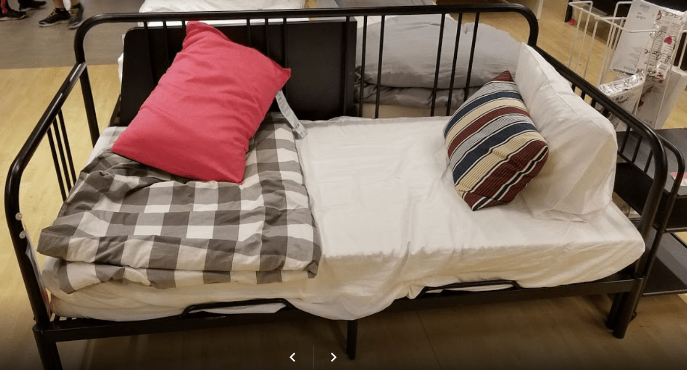 What's the name of this bed? r/IKEA