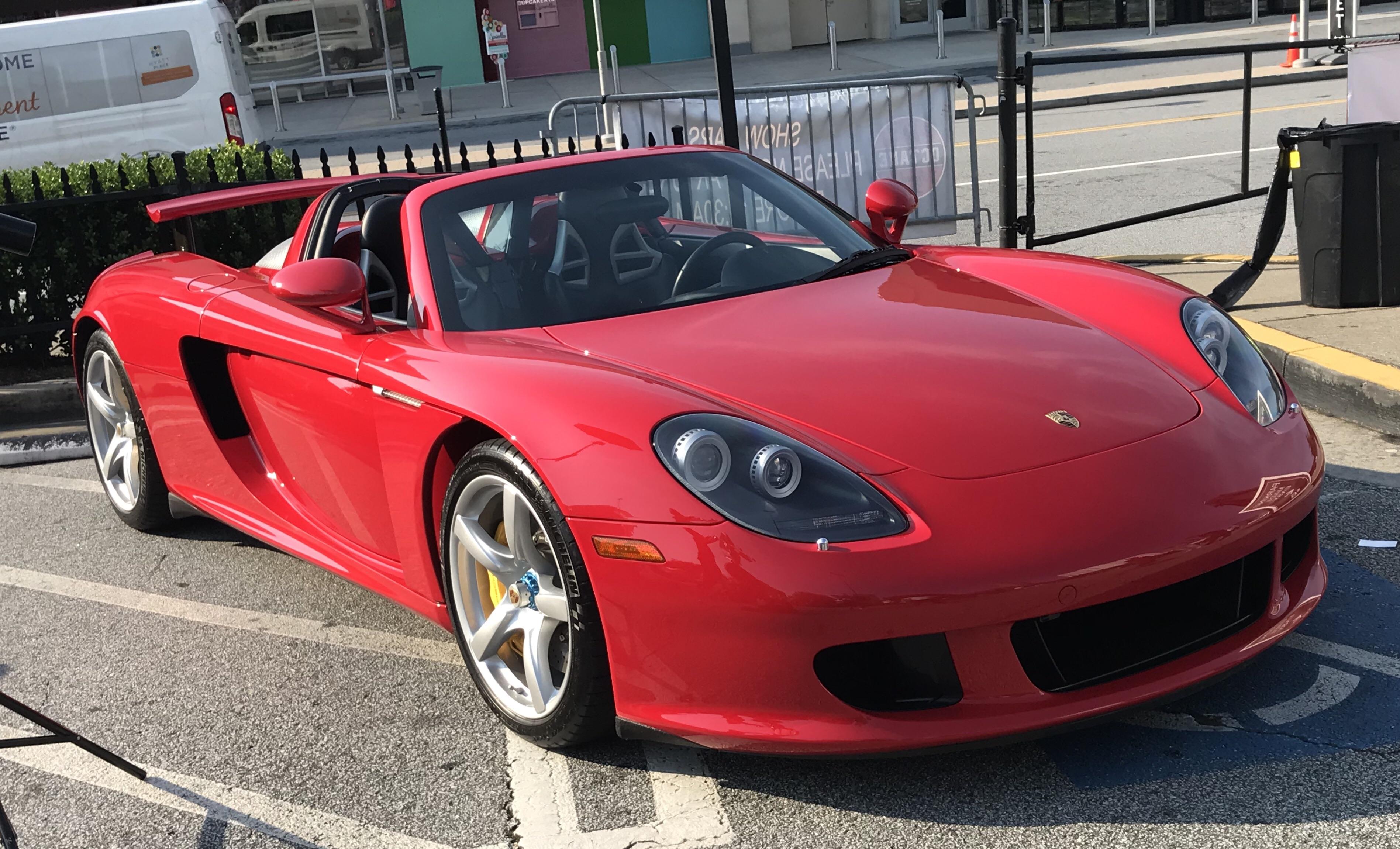Saw a Red Porsche Carrera GT at Caffeine and Exotics today, beautiful