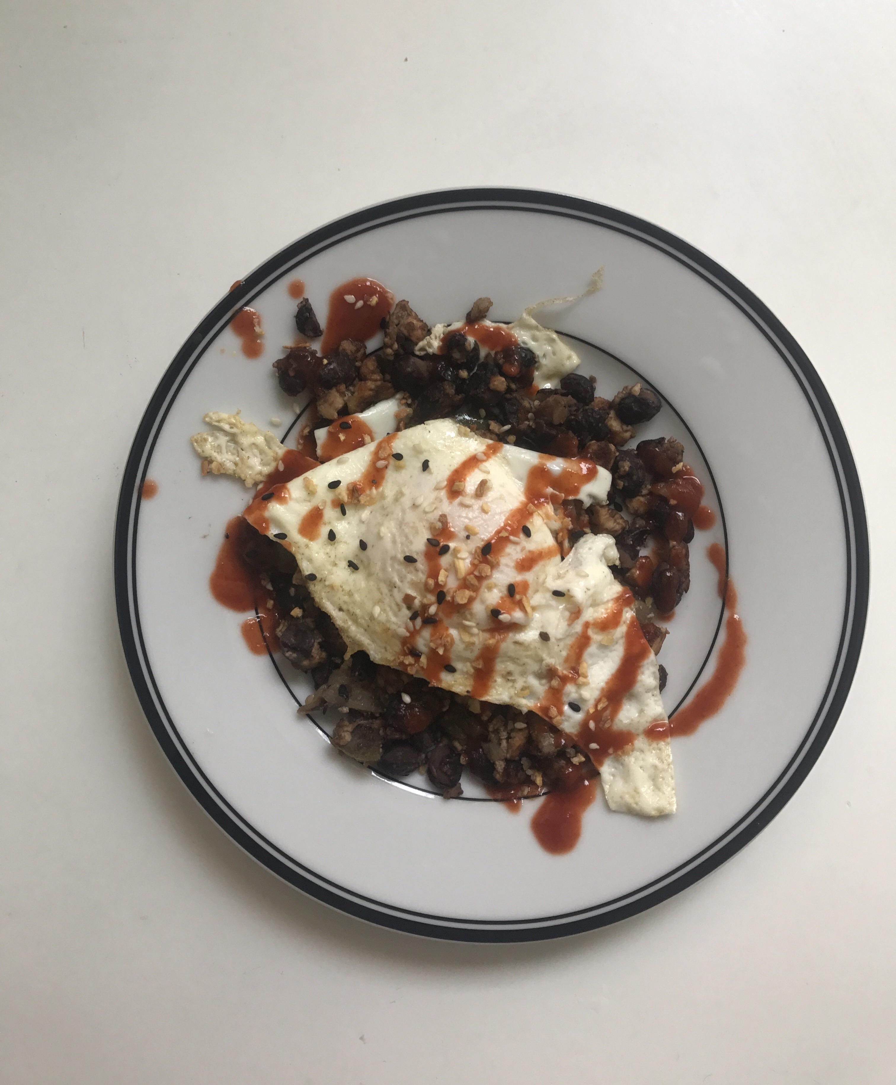 Tofu & black bean scramble ++ egg over easy on top! 210 cals for a