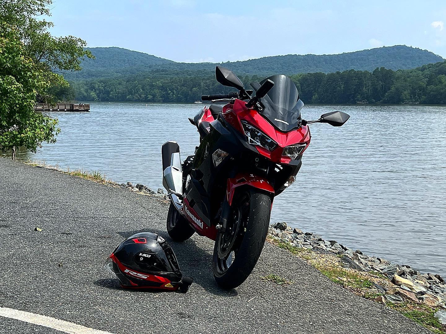 Borrowed a friends Ninja 400 for the weekend. Super fun bike! Nimble