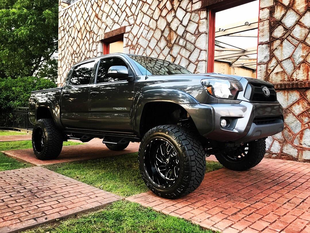 Pavement Princess The Rise Of A Street Art Sensation