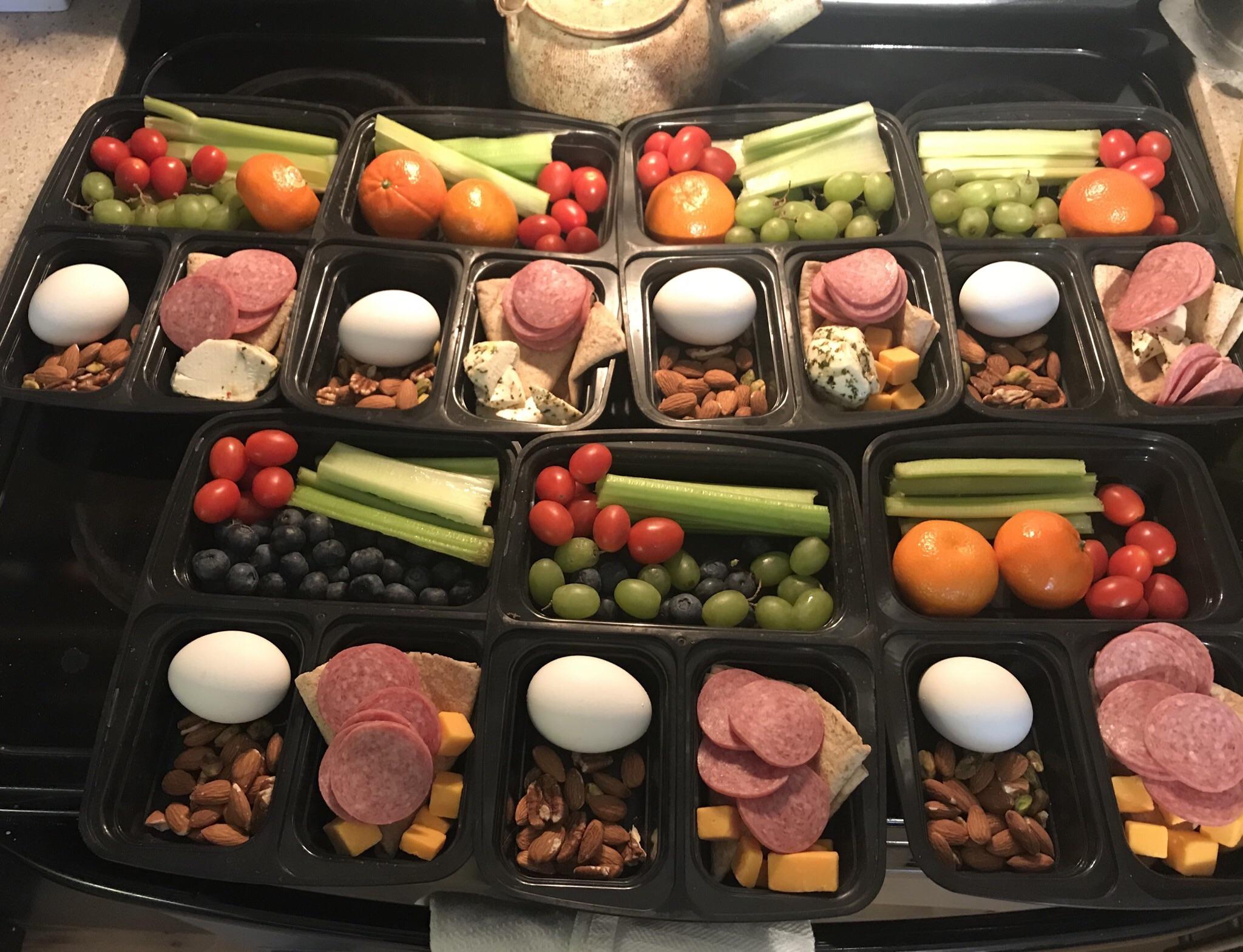Loving these adult lunchables! r/MealPrepSunday
