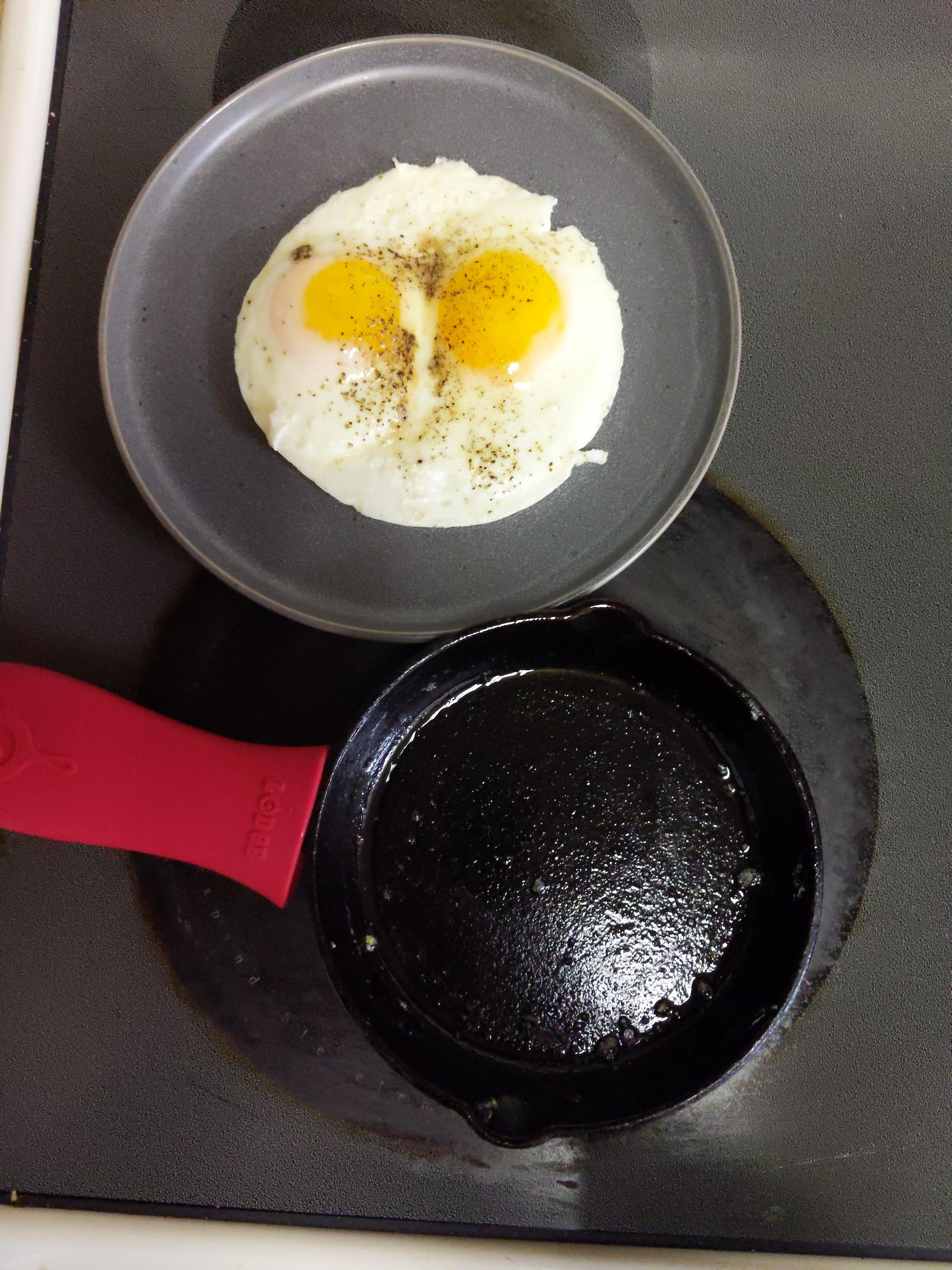 Walmart brand cast iron passed the egg test r/castiron