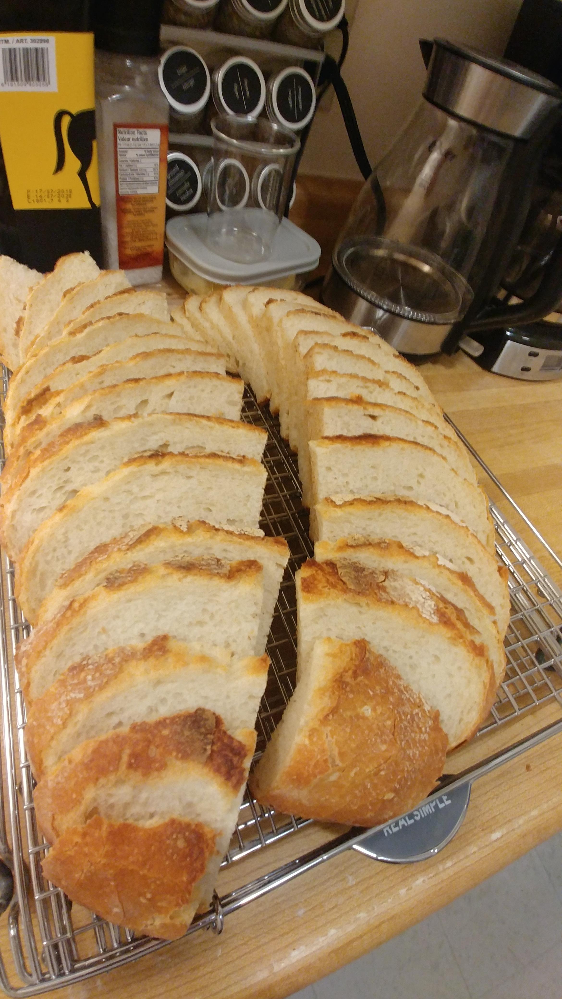Getting an electric knife was a great decision for bread slicing. r