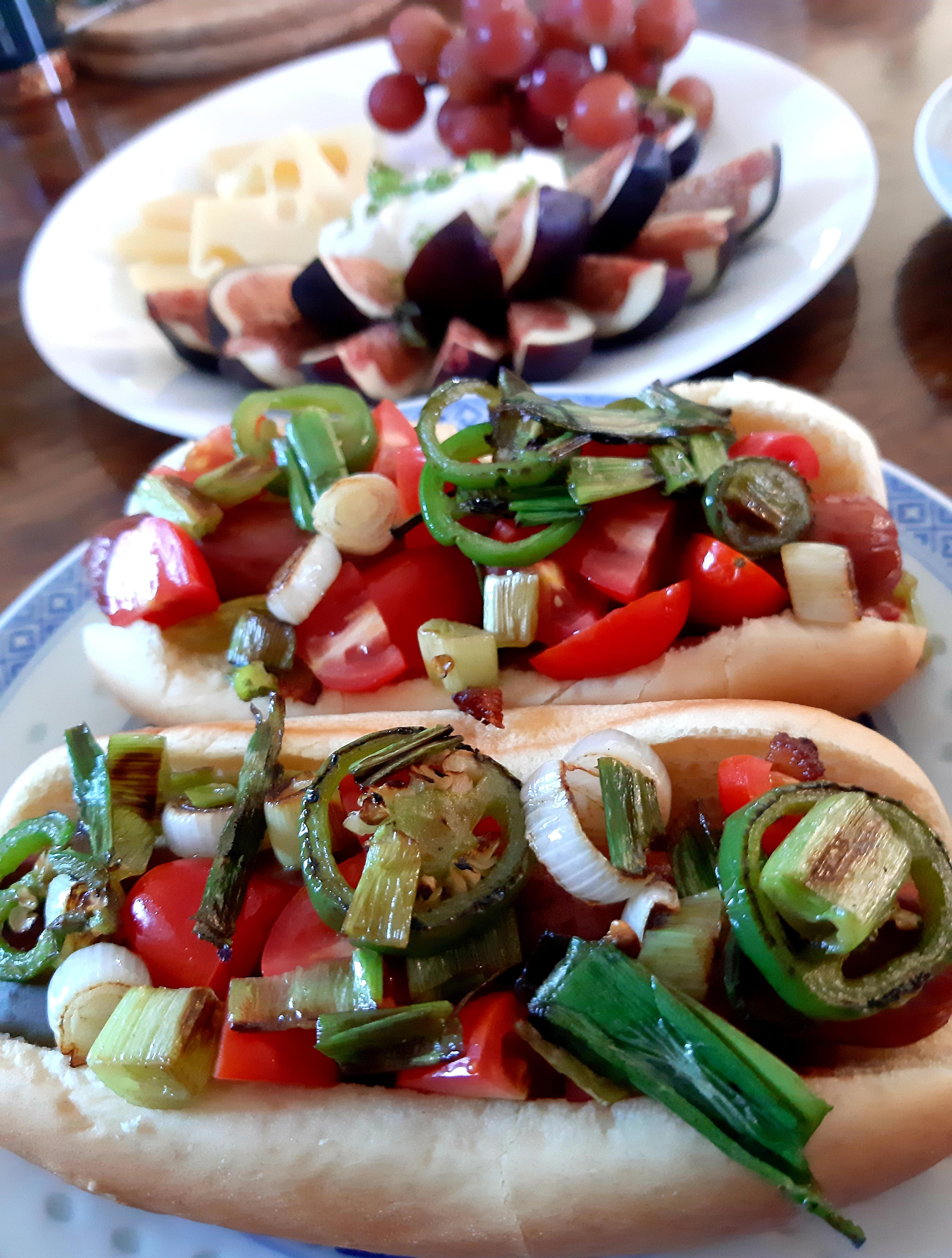 Hot Dogs with grilled veggies. r/hot_dog