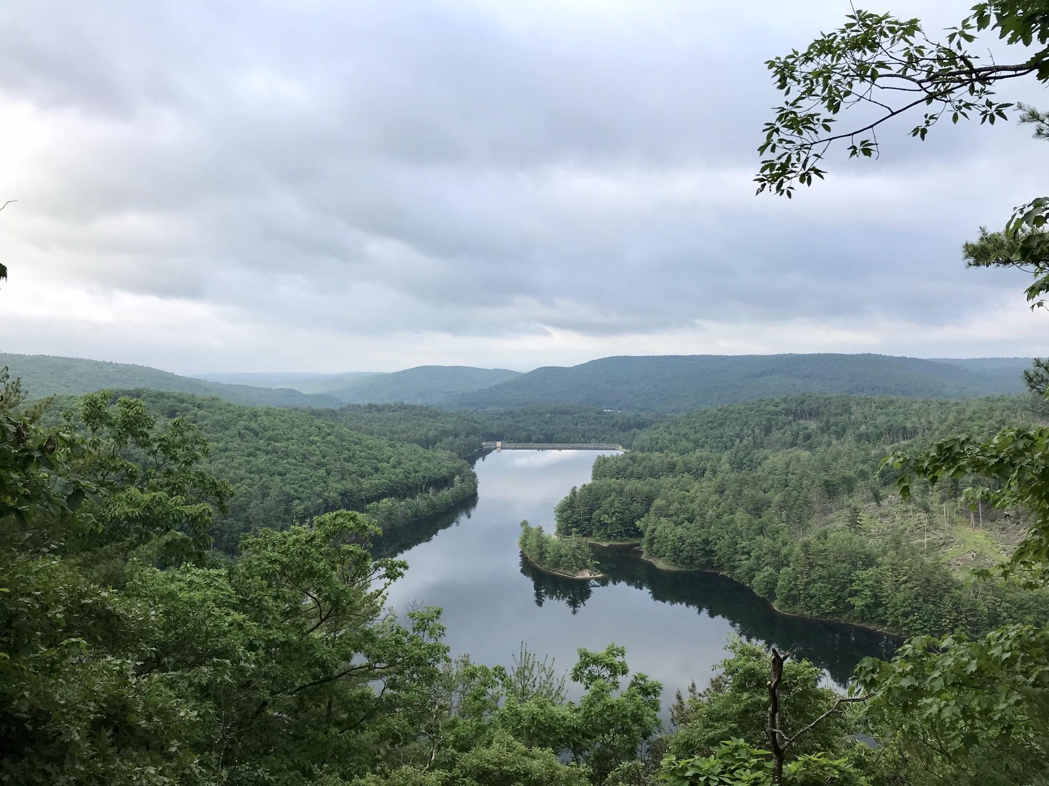 Barkhamsted reservoir from Tunxis Trail overlook r/Connecticut