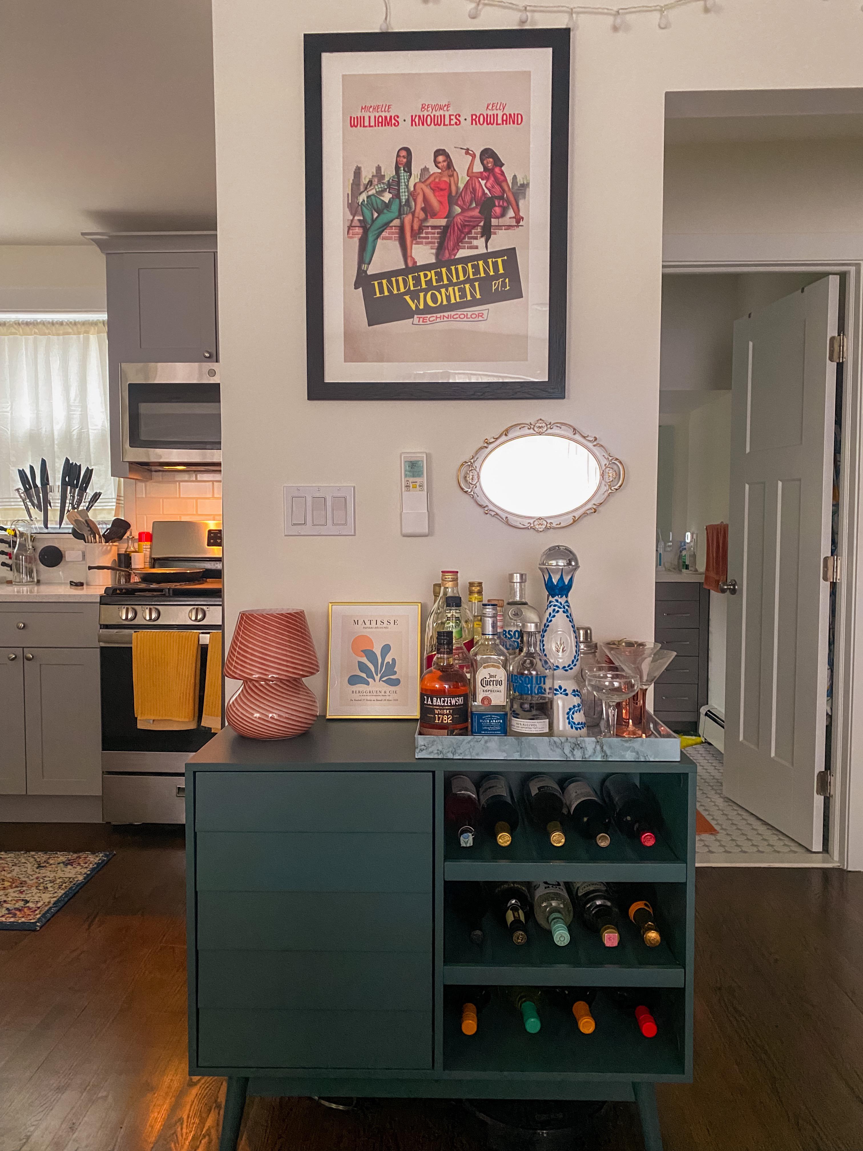 Bar Cart in Living Room NJ r/AmateurRoomPorn