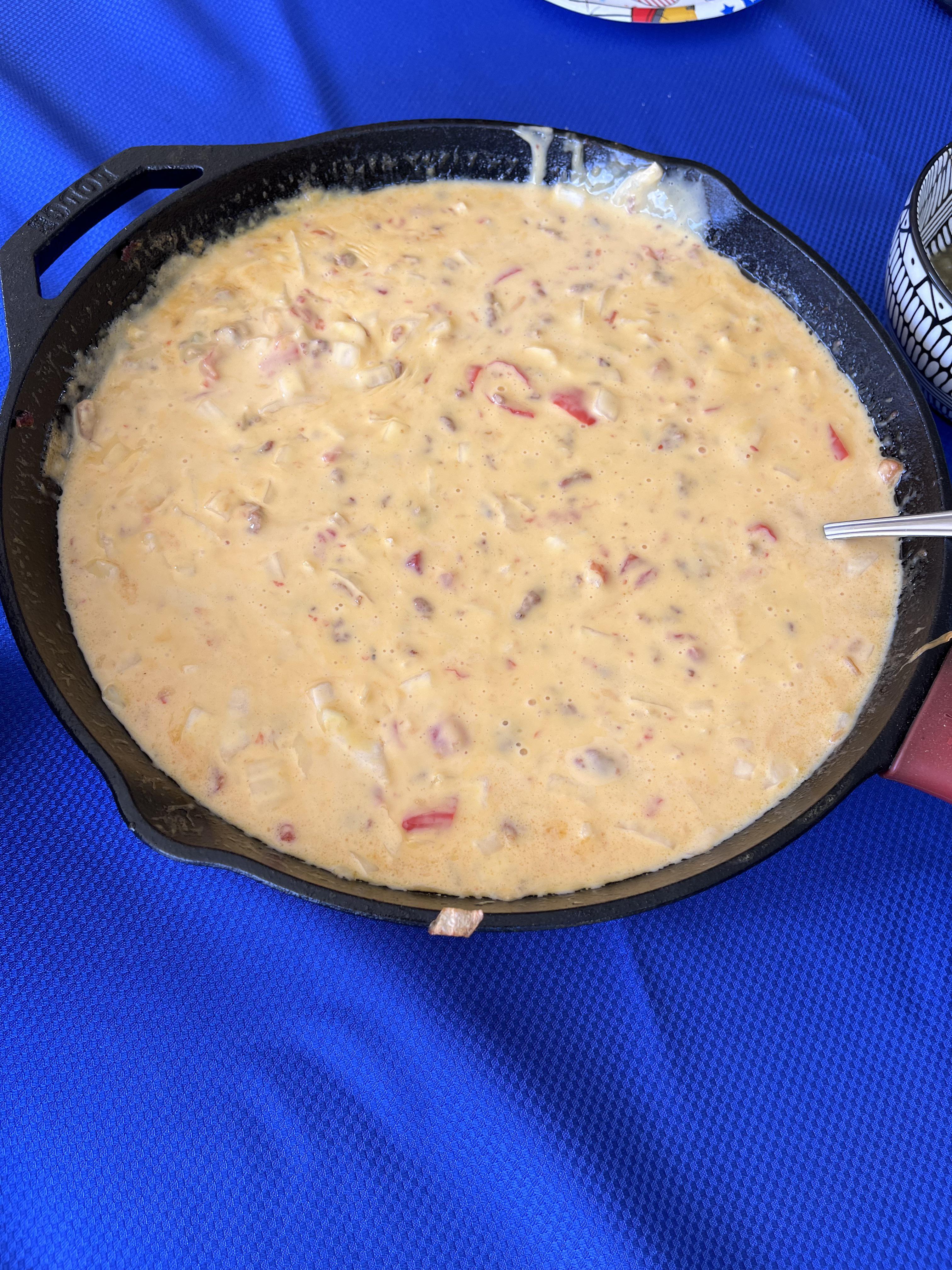 Smoked Queso Dip r/castiron