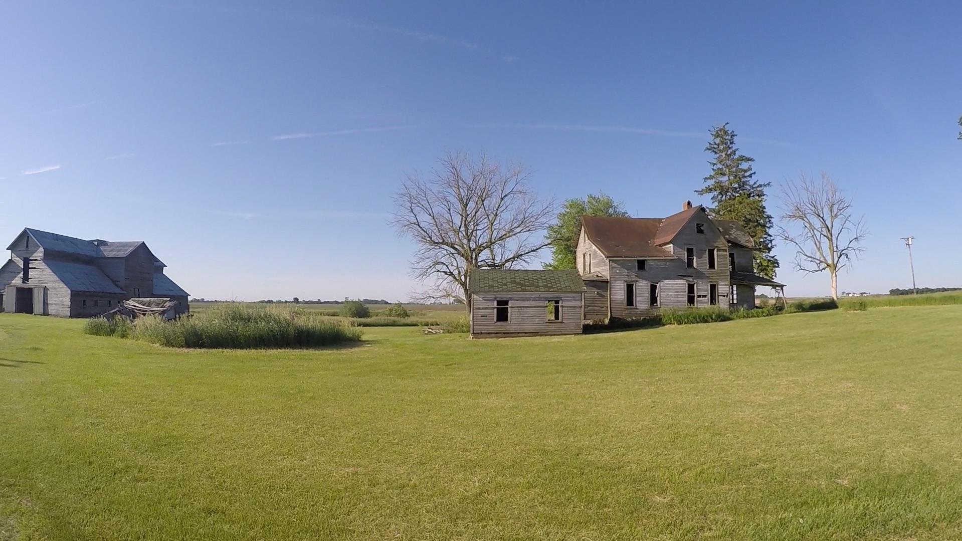 Abandoned house in rural Illinois r/AbandonedPorn