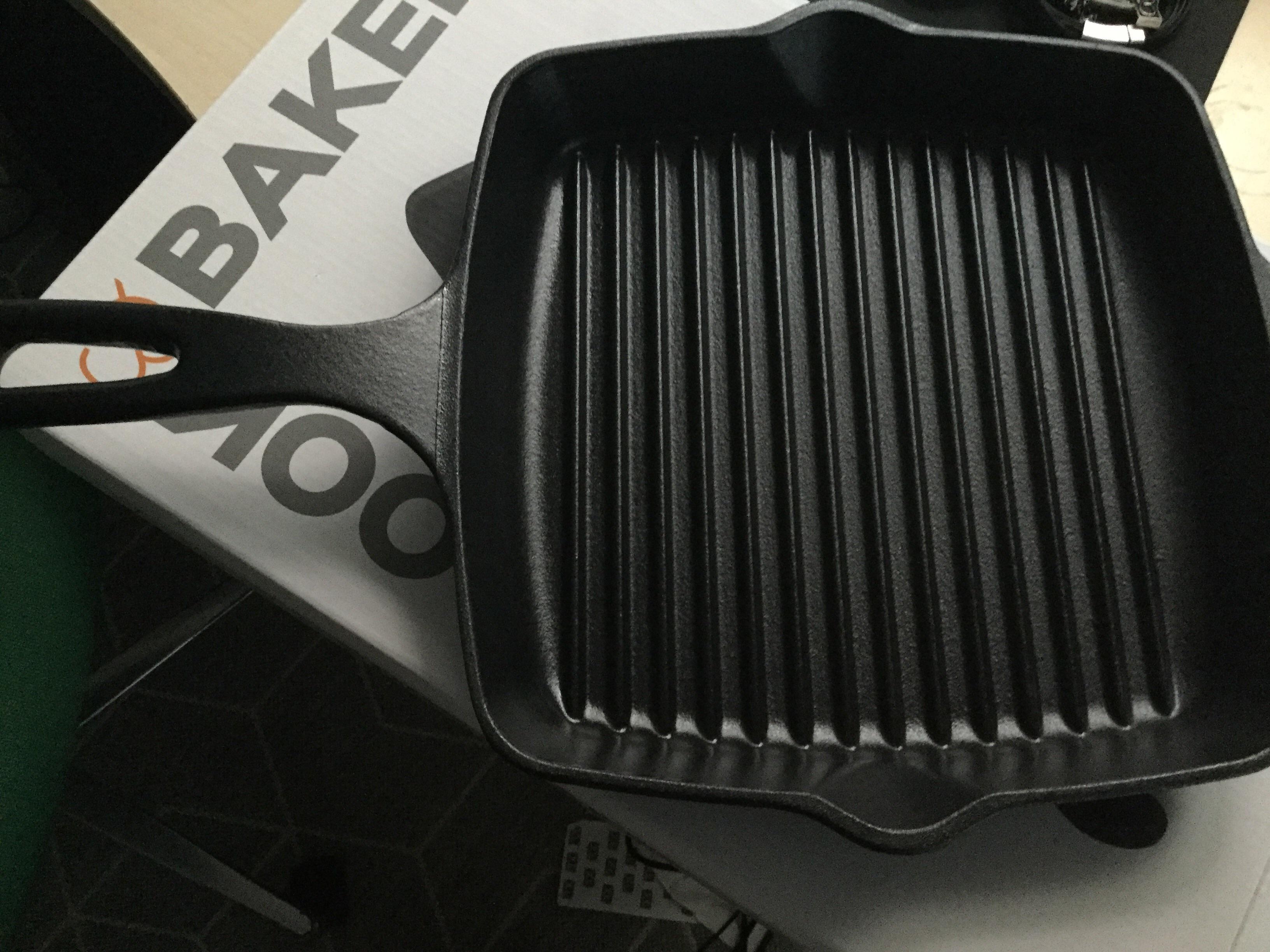 I finally bought my first cast iron pan r/castiron