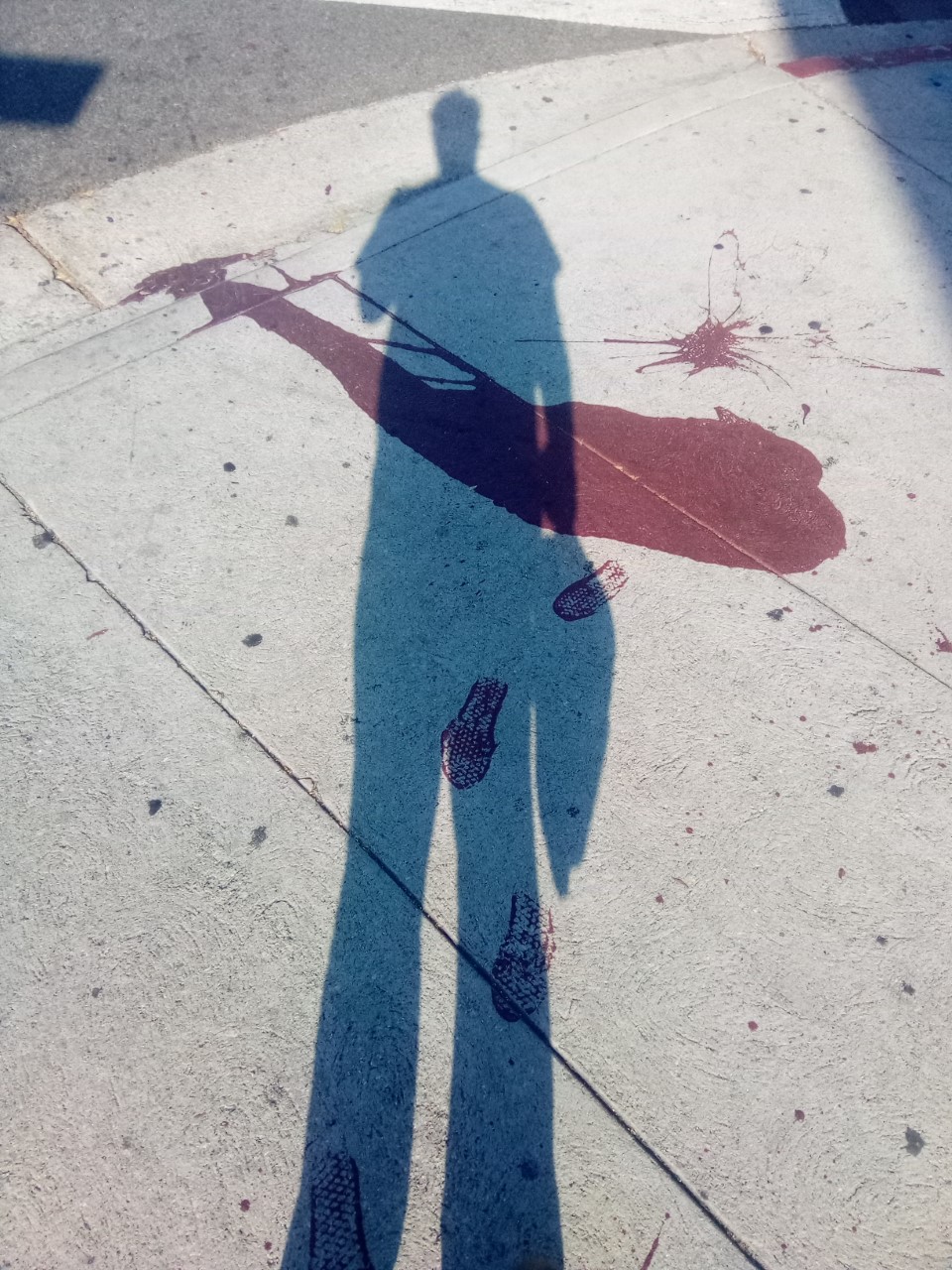 Saw this sweet paint job on Roscoe today... Very talented work IMO r