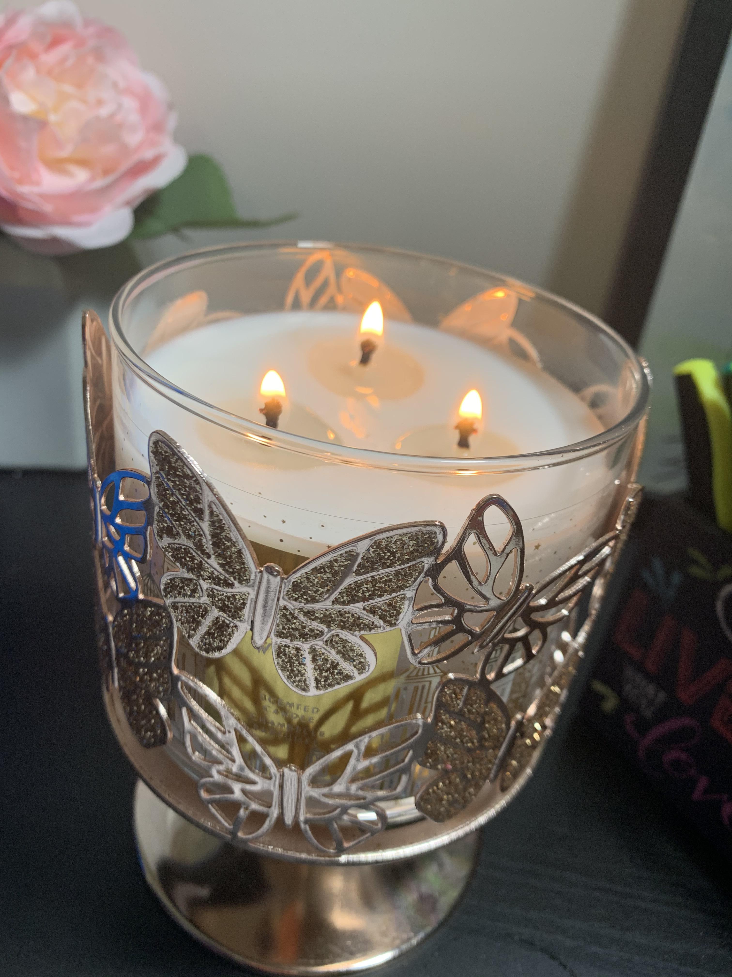 White Barn “Winter” 3 wick candle. r/Candles