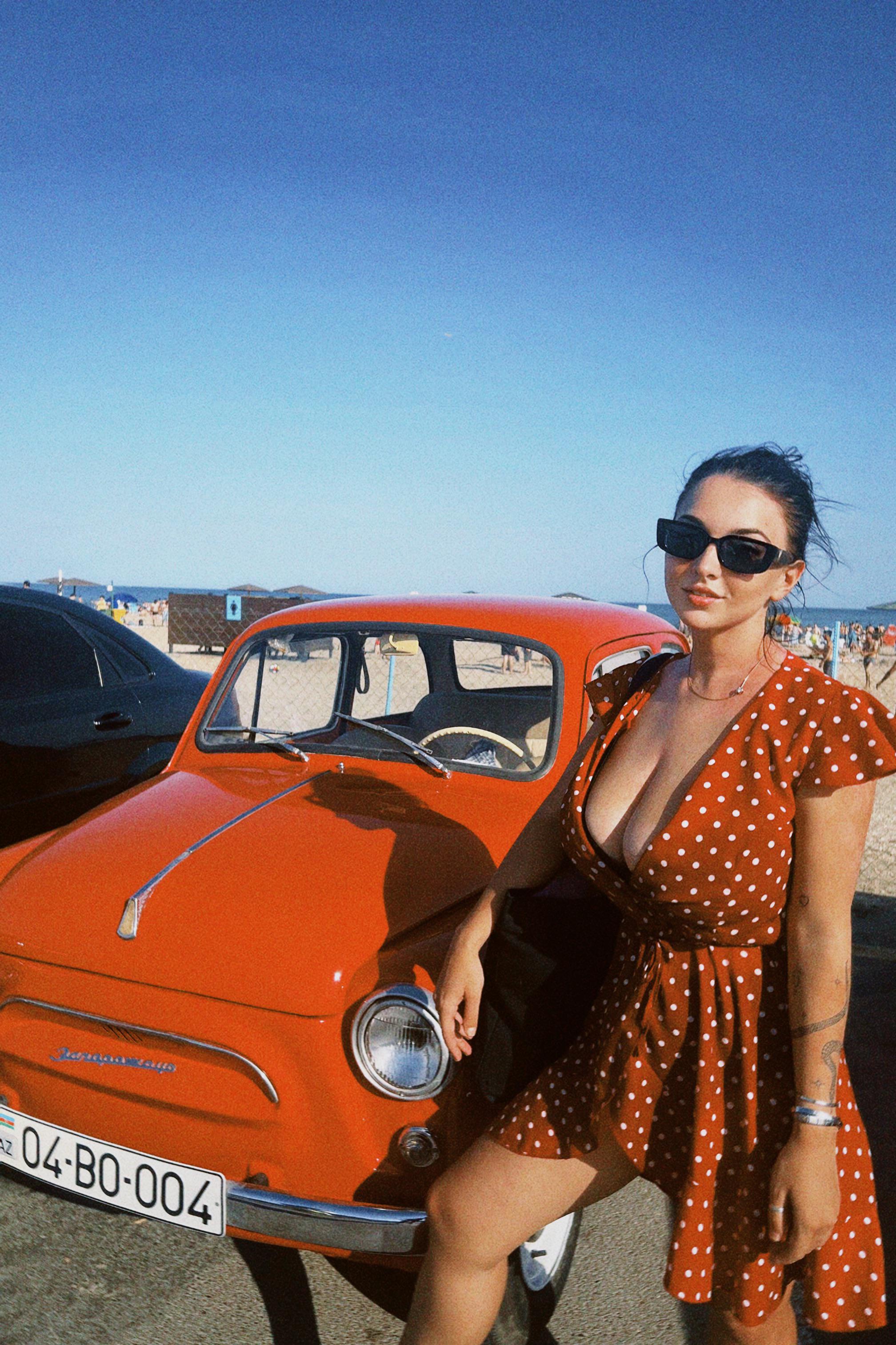 Eva (u/Evamarmella) - Reddit