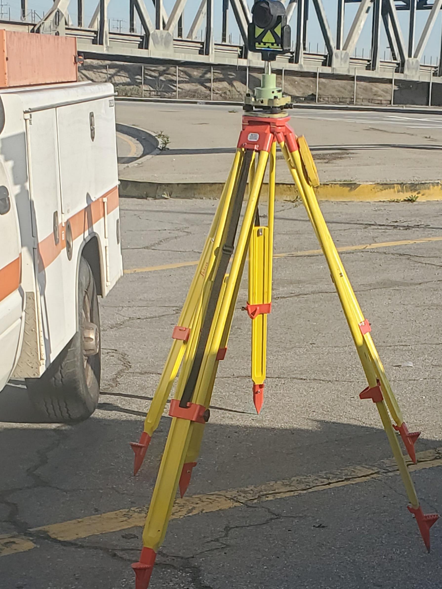 So many legs does tripod have? r/Surveying