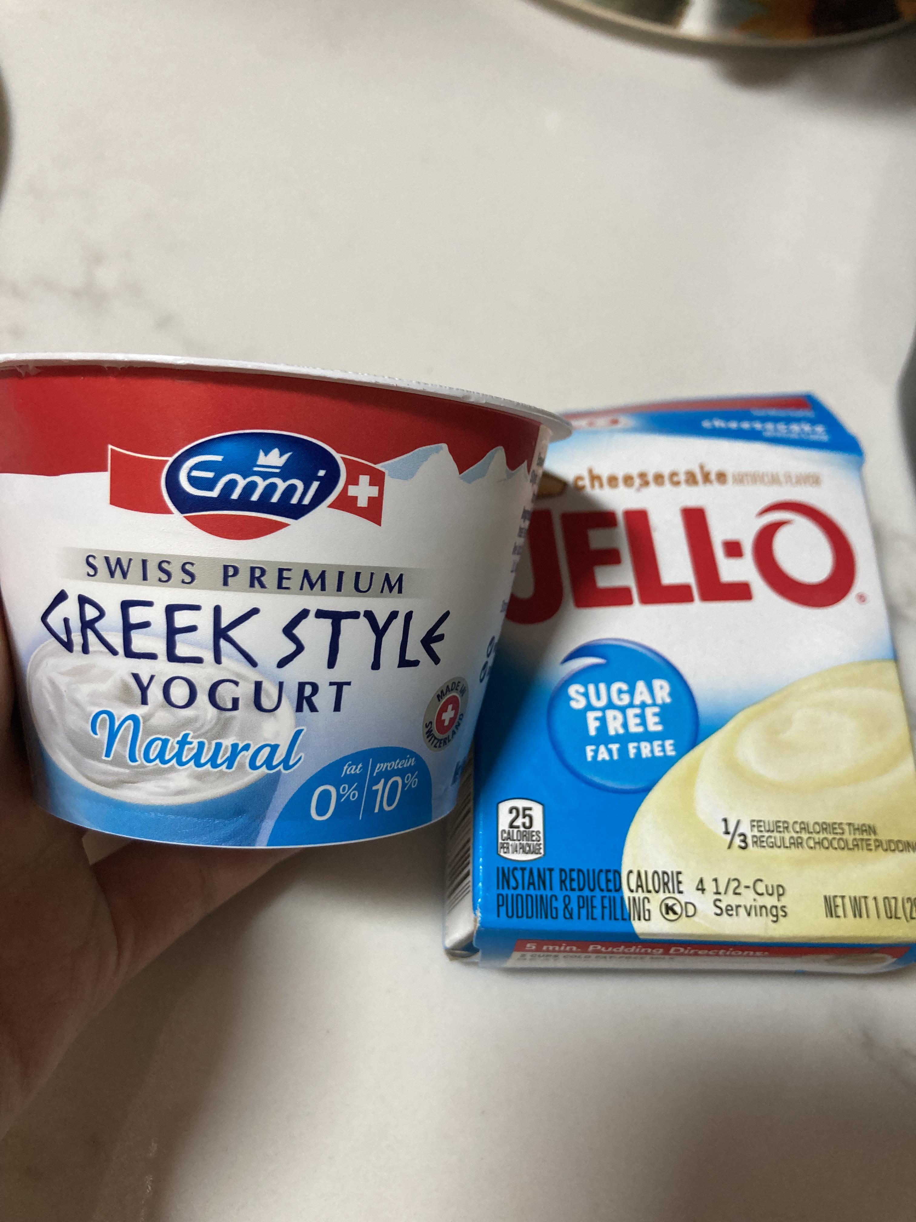 Inspired by a previous post here, I tried mixing cheesecake jello with