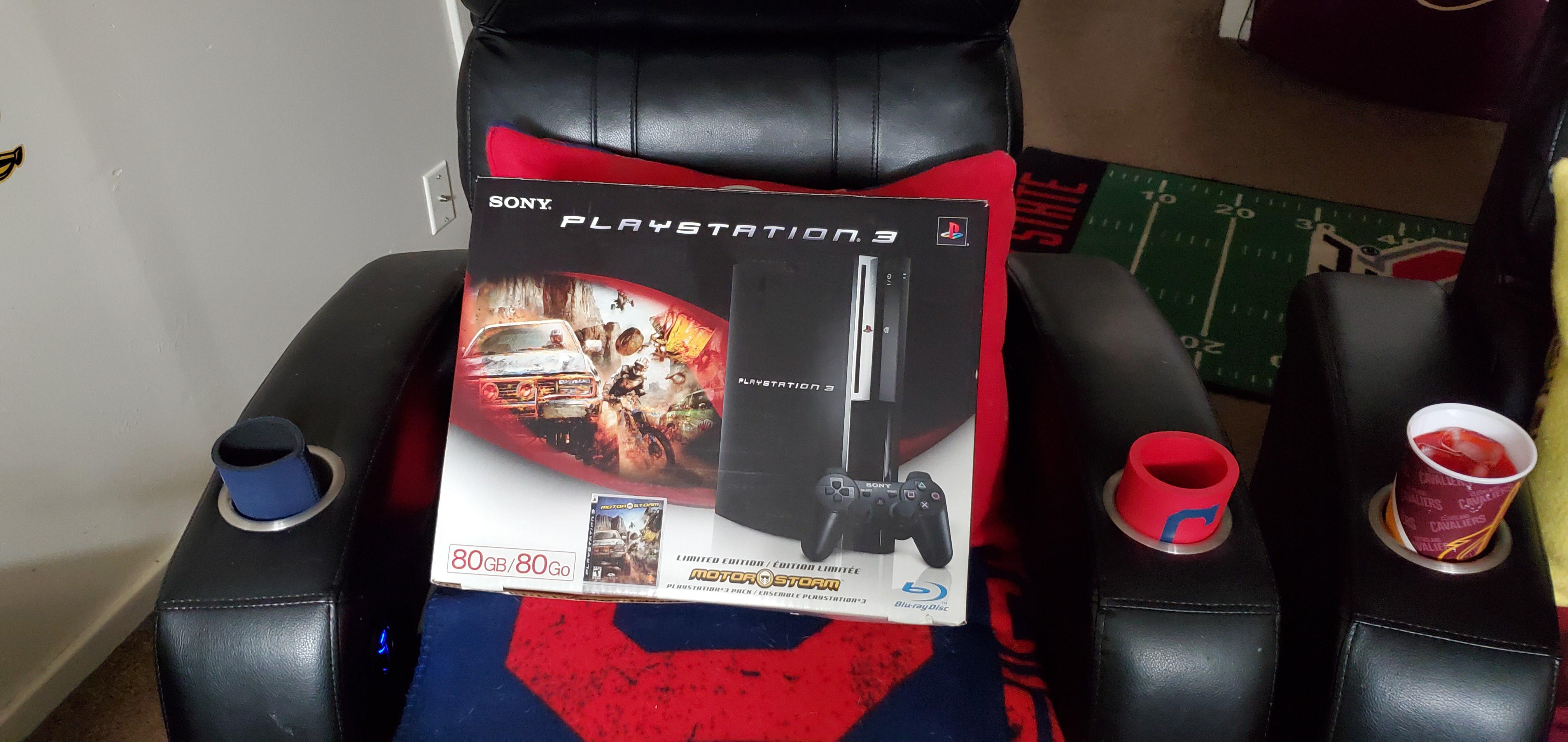 Found this CECHE01 mint condition PS3 on craigslist for 100 running on firmware 3.72. I