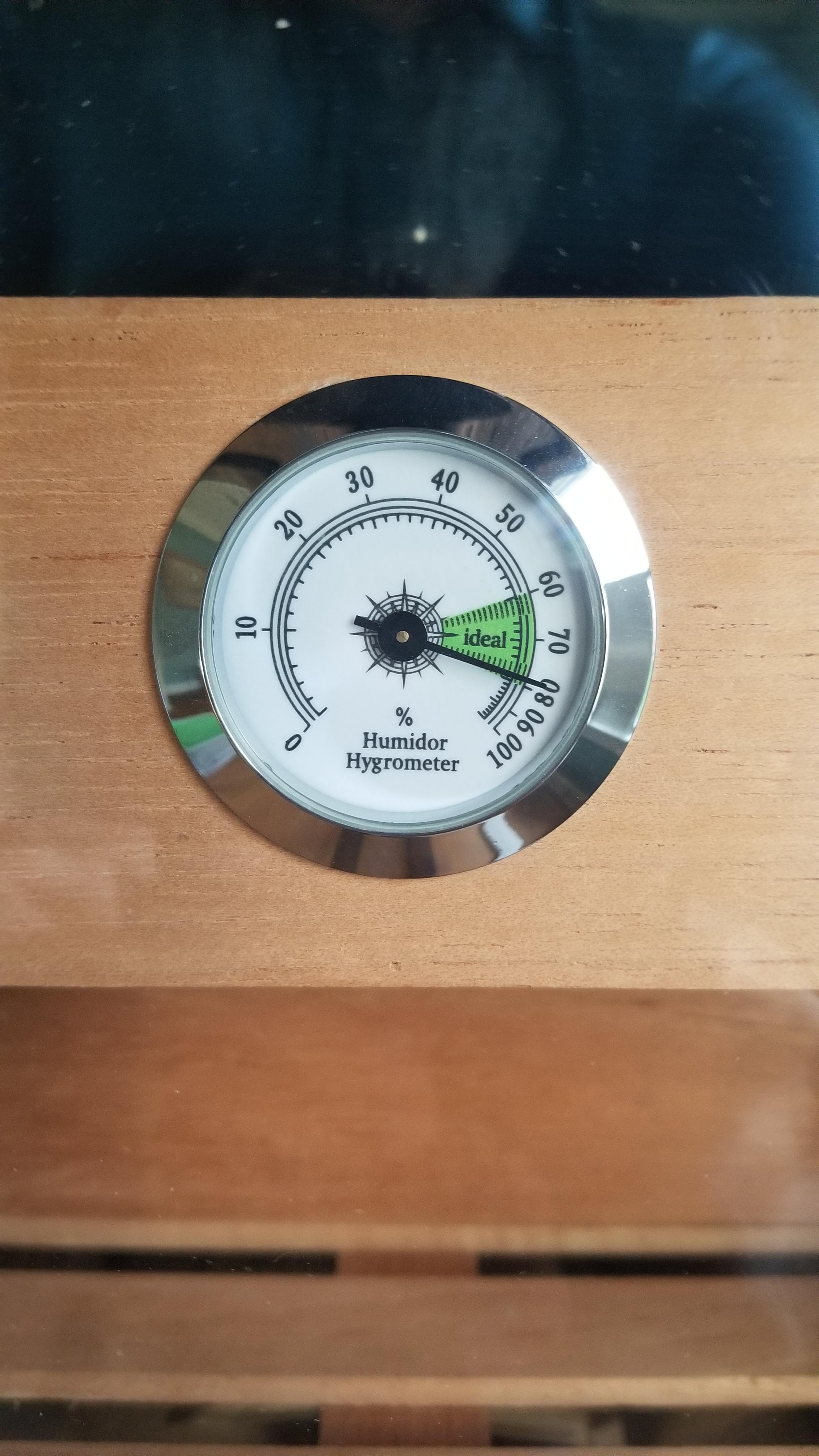 What "genius" designed this hygrometer? r/cigars